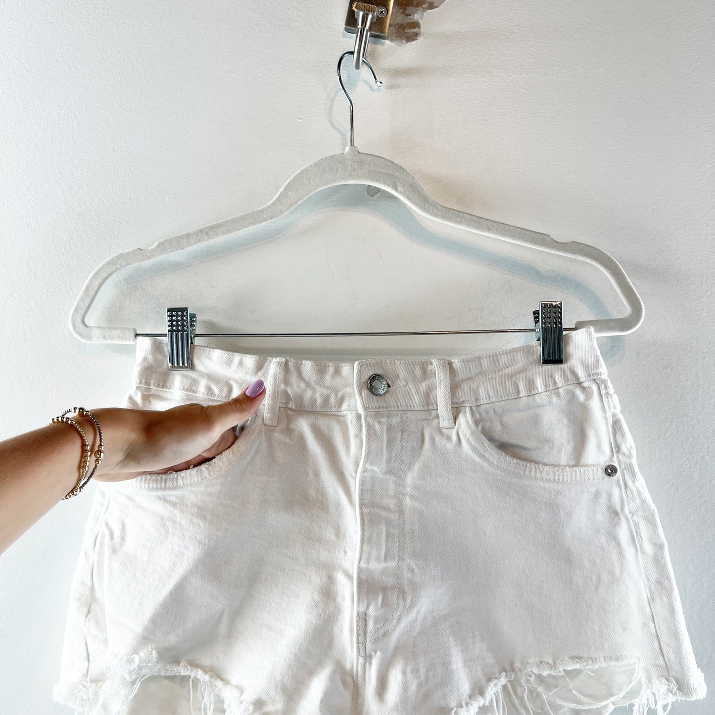 Zara Cotton High-Waisted Frayed Hem Cutoff Denim Jean Shorts White 6