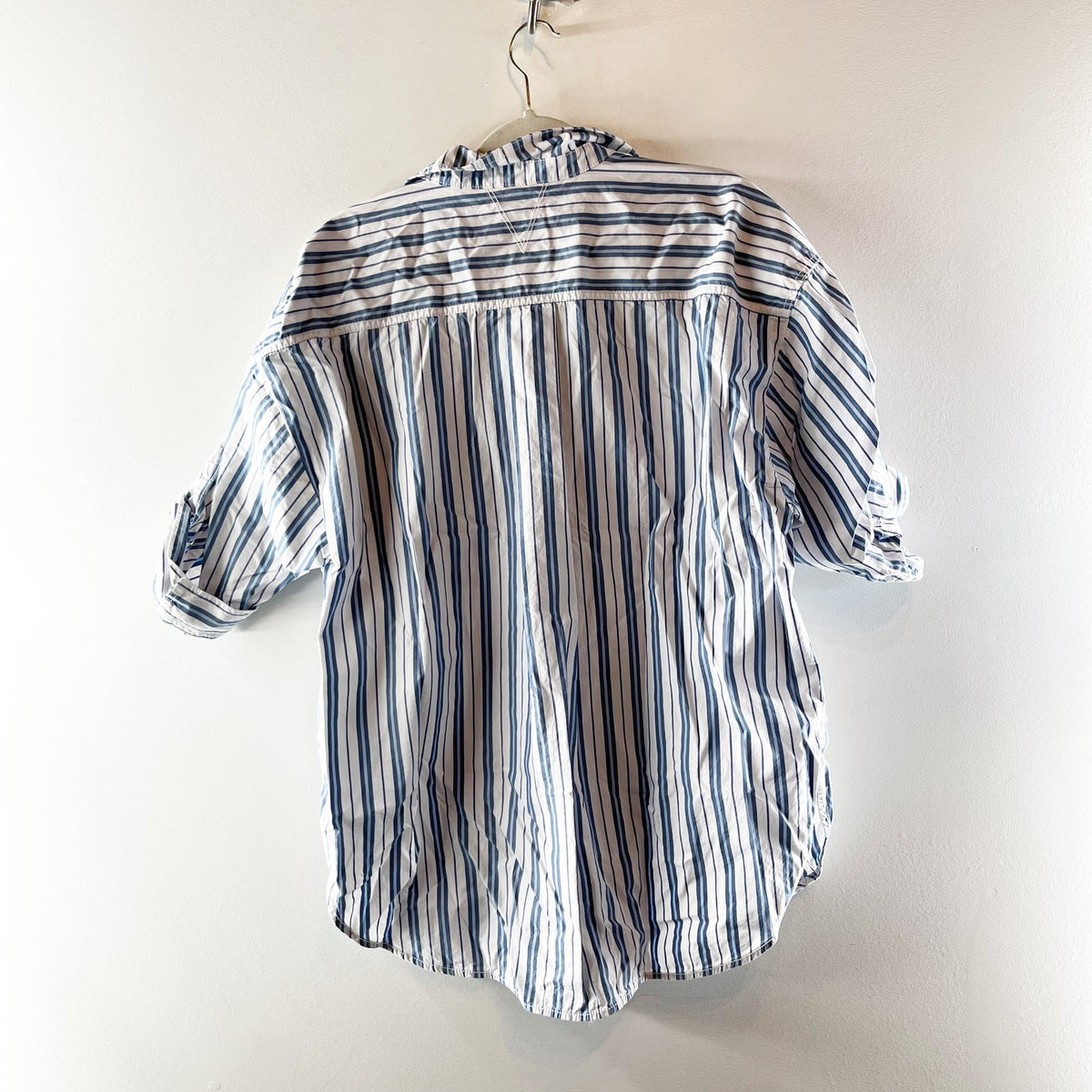 Pilcro by Anthropologie Striped Ruched Sleeve Buttondown Shirt Top White Blue XL