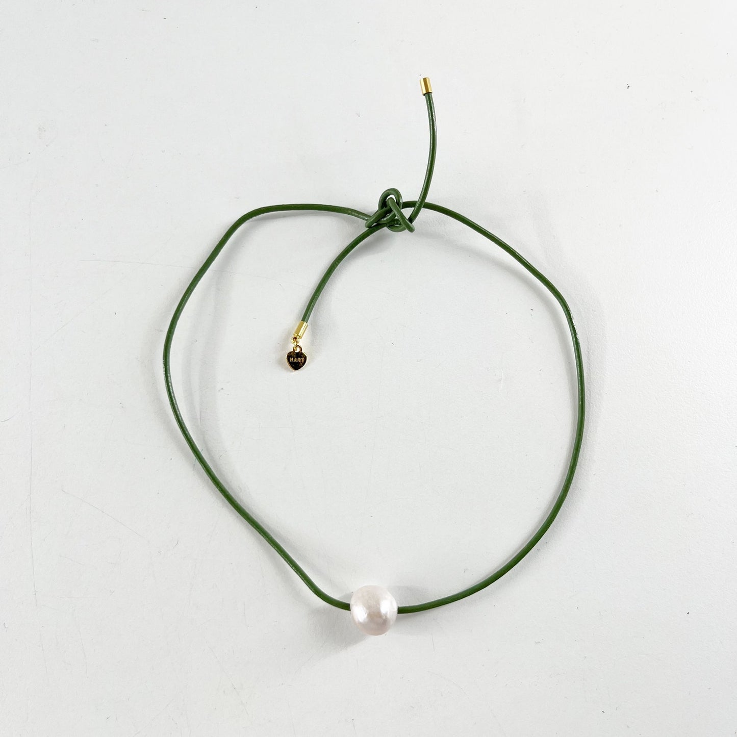 HART Palm Pearl Painted Leather Cord Necklace Green Pearl