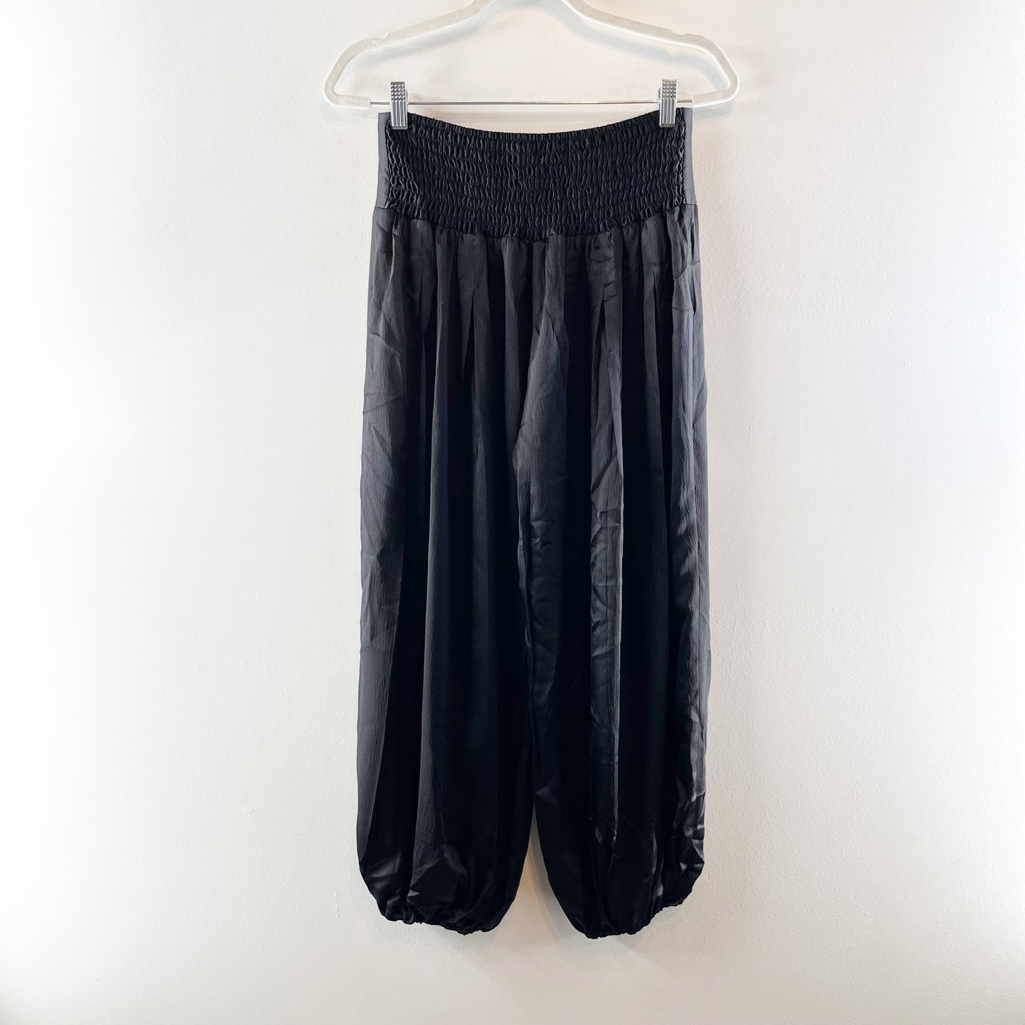 Nili Lotan Ibiza 100% Silk Shimmer-Finish Satin Smocked Balloon Pants Black XS