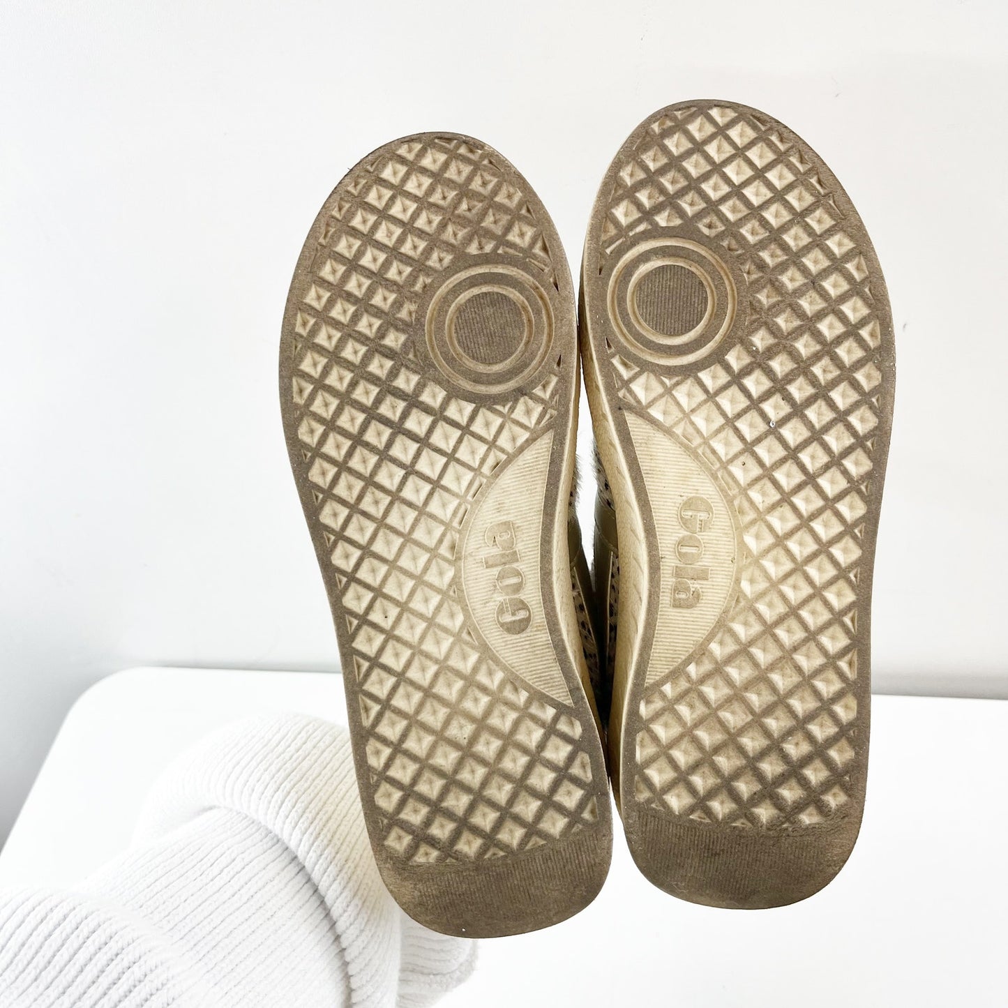 Gola Grandslam Savanna Spotted Lace Up Low Top Sneakers White Gray 7