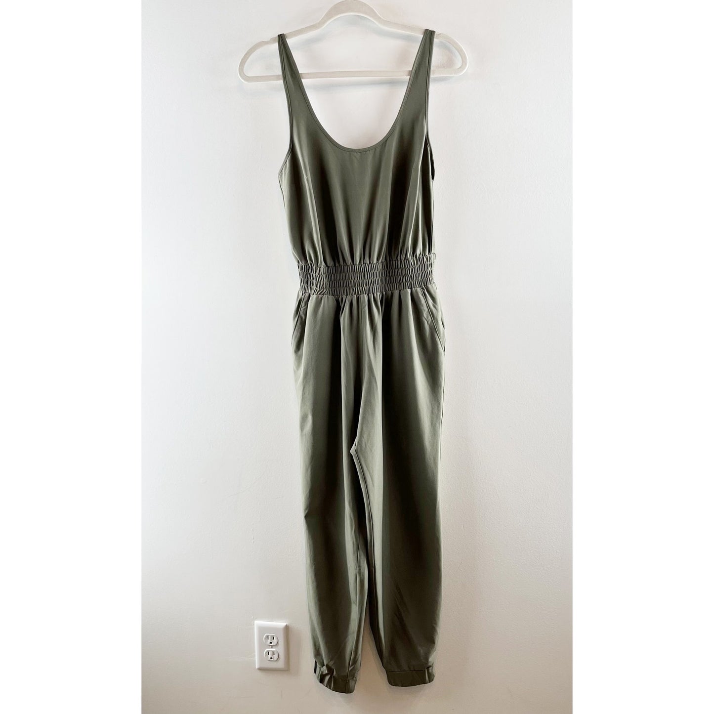 Abercrombie & Fitch Traveler Sleeveless Jogger Jumpsuit Olive Green XS Petite