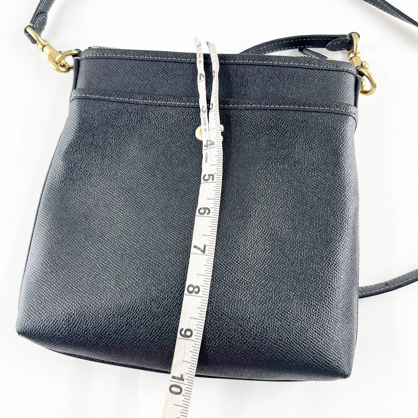 Coach Kitt Crossbody Leather Zip Closure Purse Bag Black Gold