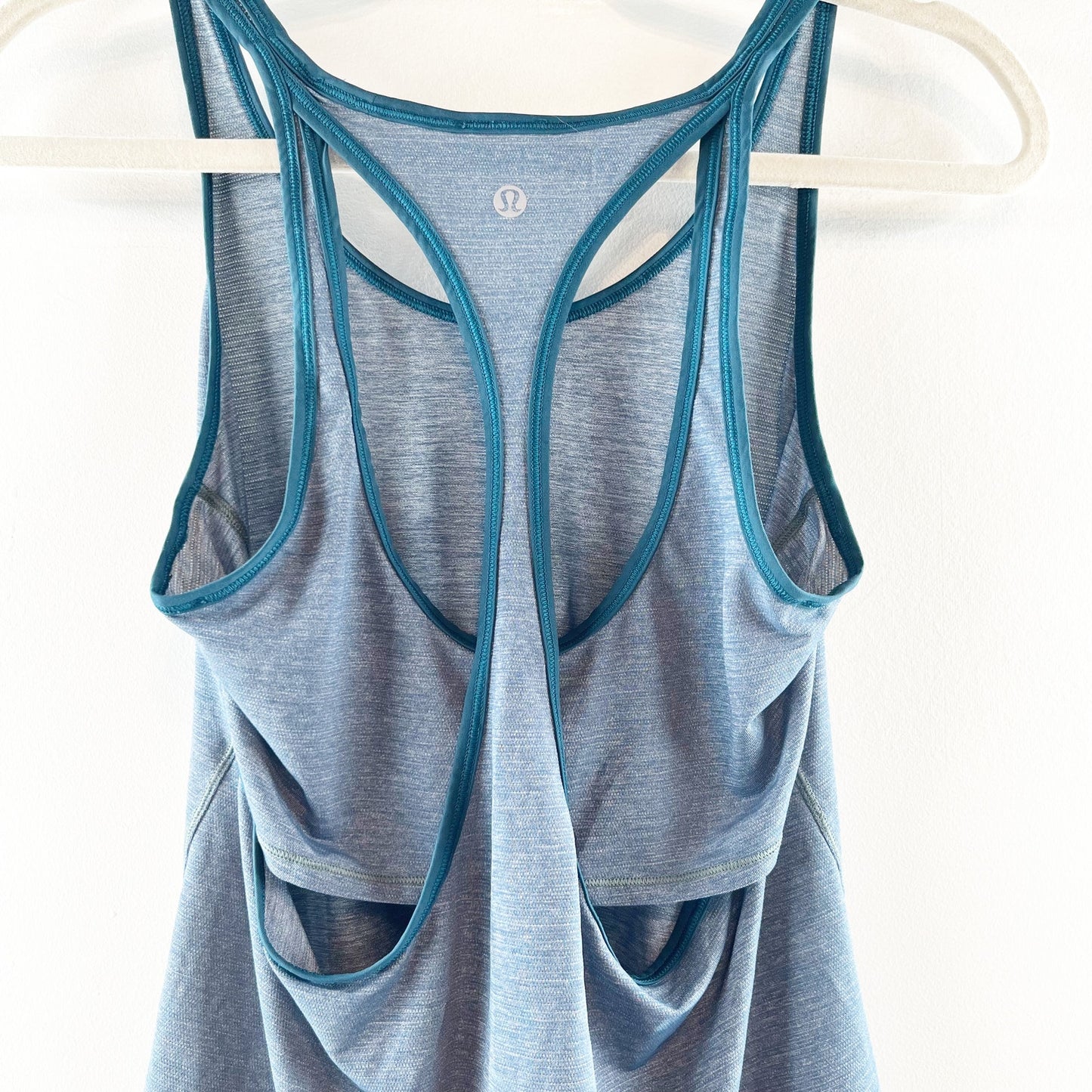 Lululemon Run The Day Open Back Racerback Tank Top Blue Small