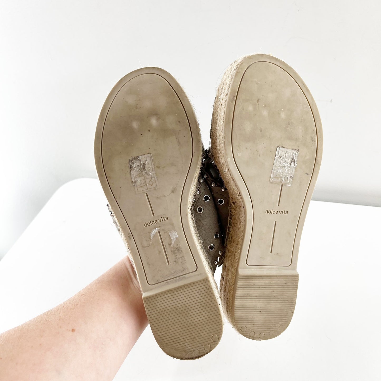 Dolce Vita Iva Studded Leather Platform Espadrille Sandals Gray 7.5