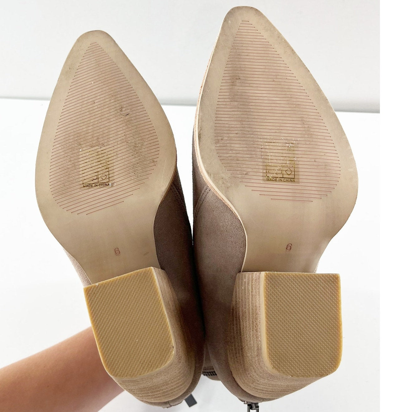 Vintage Havana Collins Suede Pointed Toe Stacked Heel Ankle Booties Tan 6