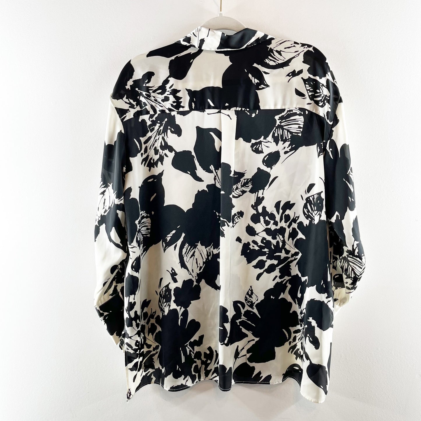 ZARA Long Sleeve Button Up Satin Floral Shirt Top Blouse Black White Medium