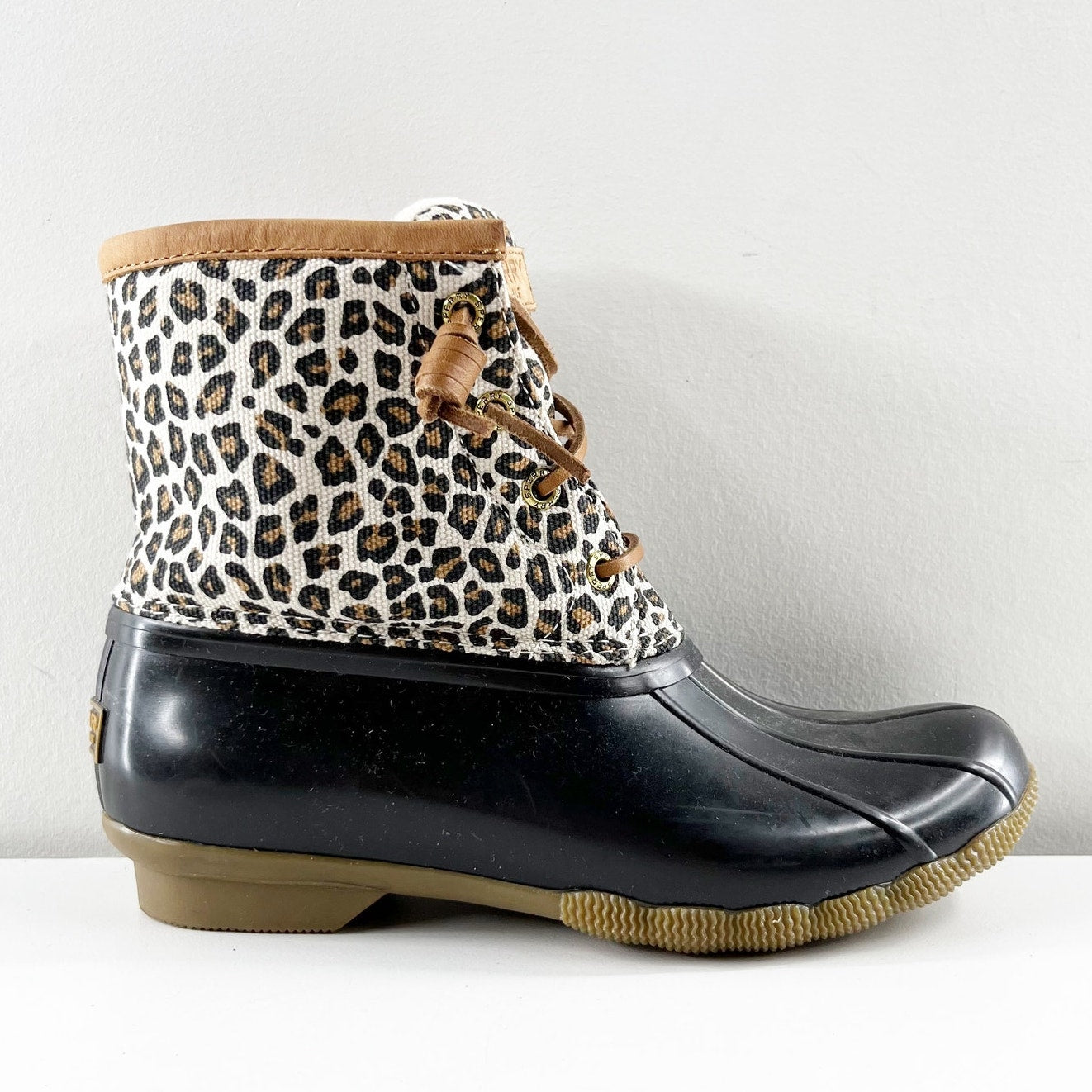 Sperry Lace Up Saltwater Rain Boots Ankle Booties Rubber Leopard 6