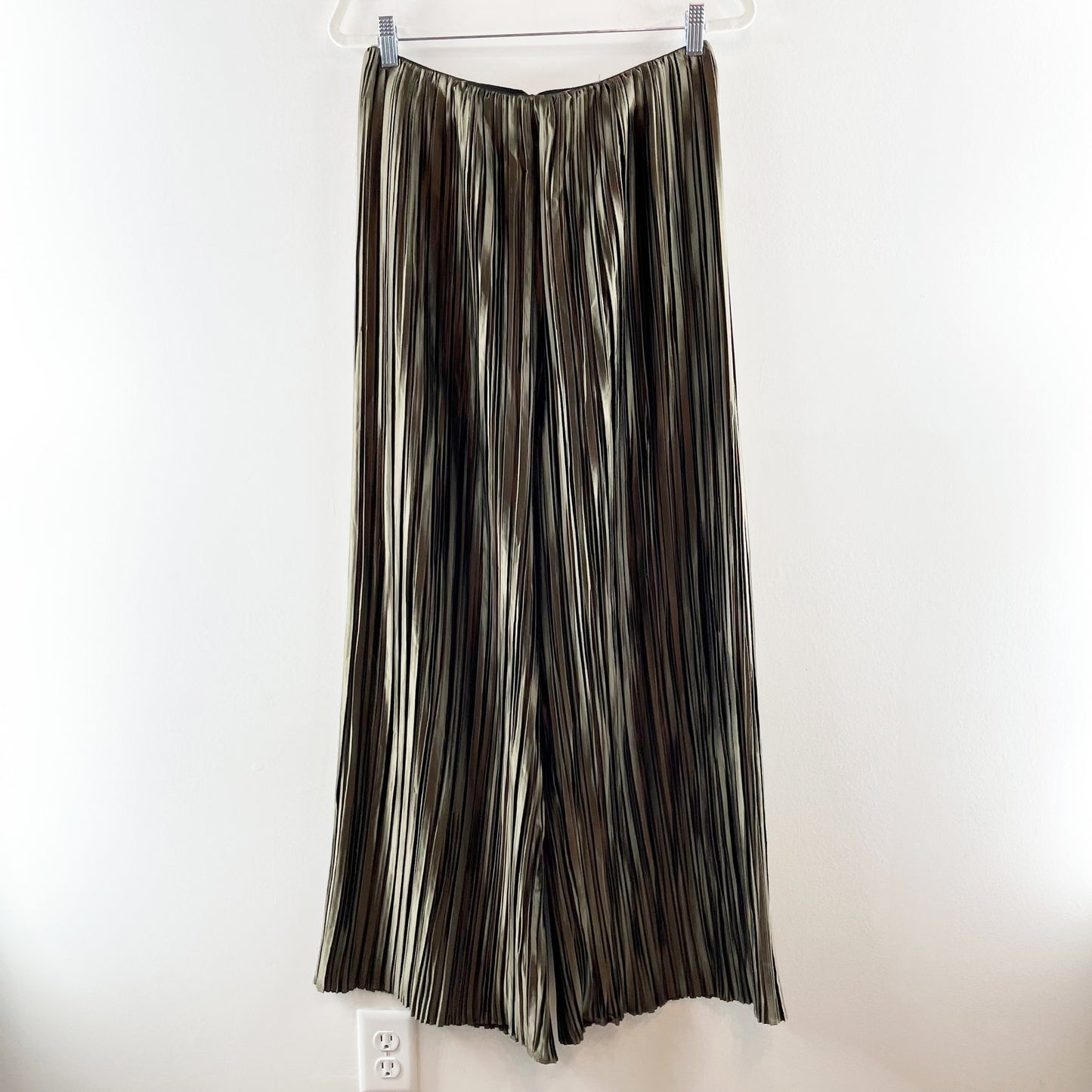 ZARA Wide Leg Pleated Plisse Pull On Pants Green Large