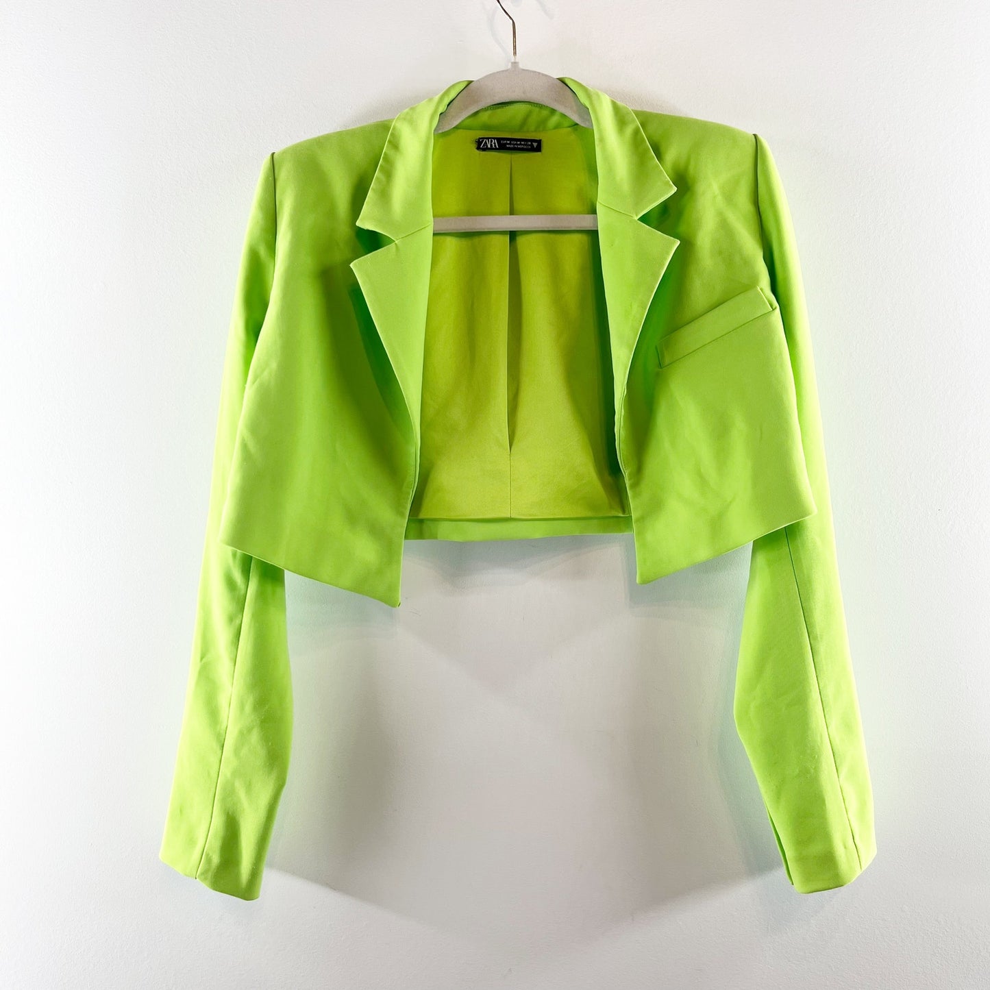 Zara Long Sleeve Notch Lapel Lined Open Front Cropped Blazer Neon Green Medium