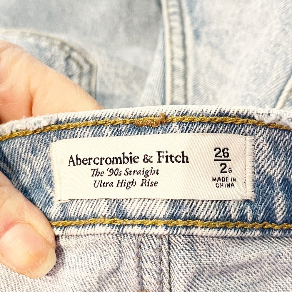Abercrombie & Fitch The '90s Straight Ultra High Rise Jeans Blue 26 / 2 Petite