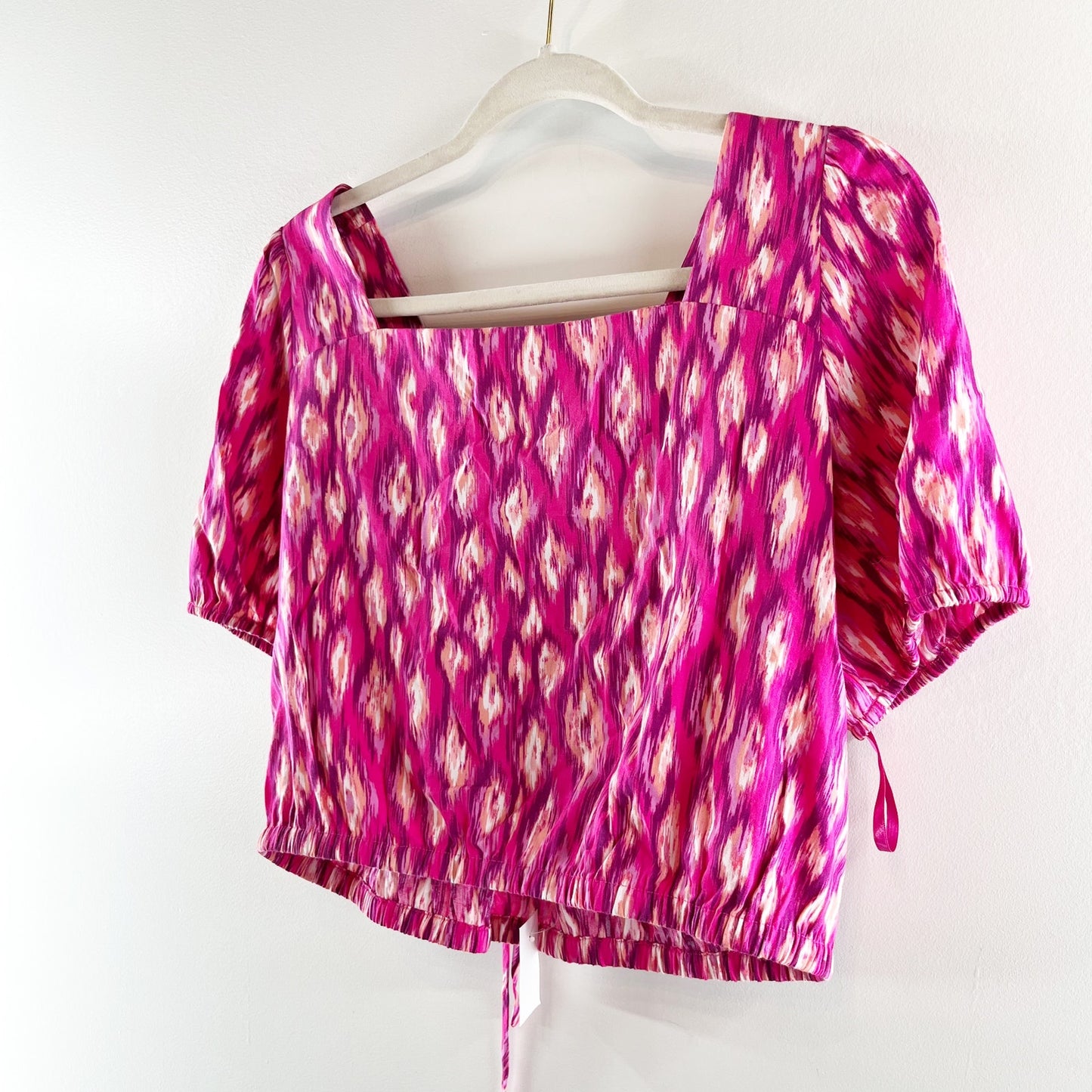 LOFT Animal Print Puffed Sleeve Crisscross Back Crop Blouse Top Hot Pink Poppy M