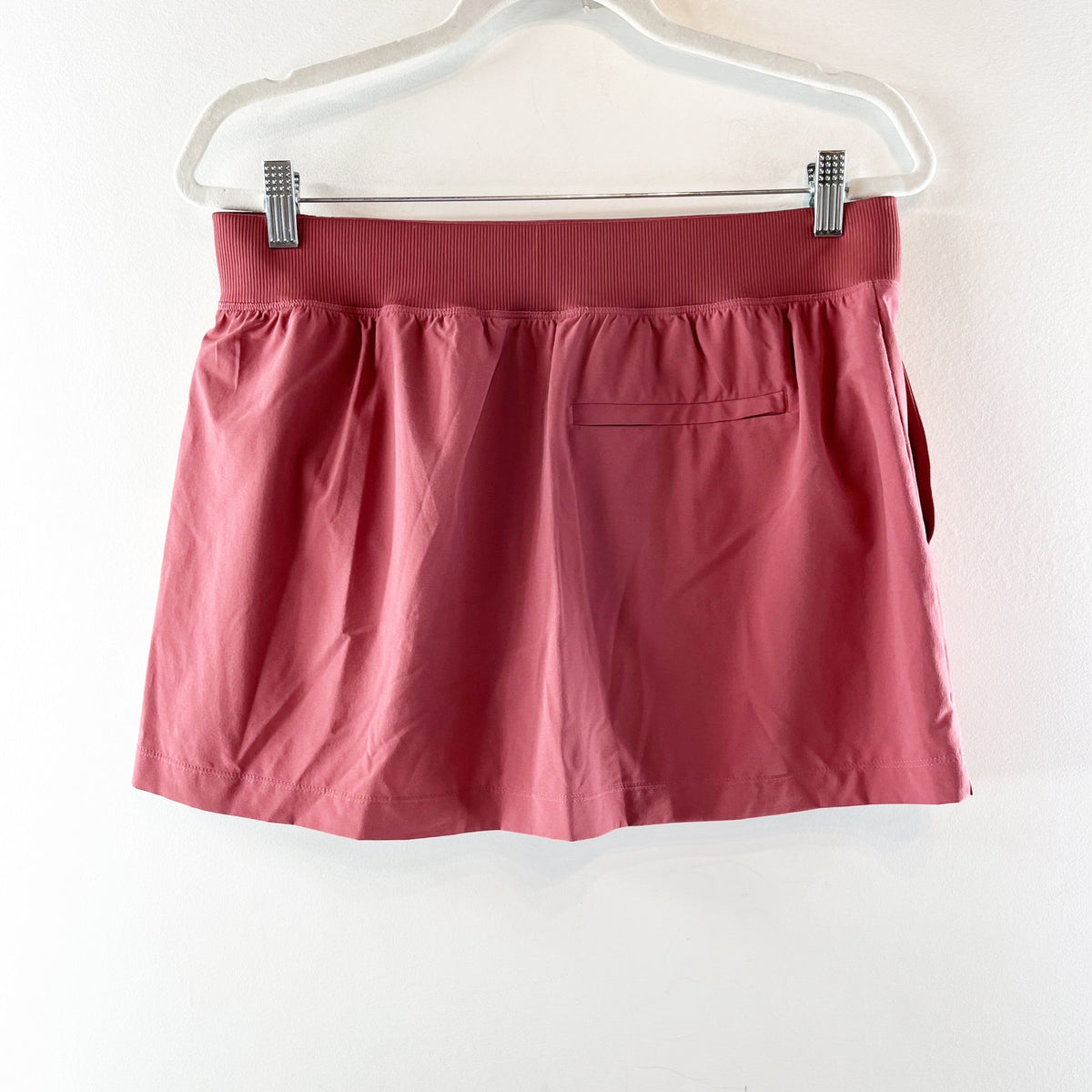 Athleta Brooklyn Pull On Tennis Golf Mid Rise 13.5" Mini Skort Skirt Red Rock 10