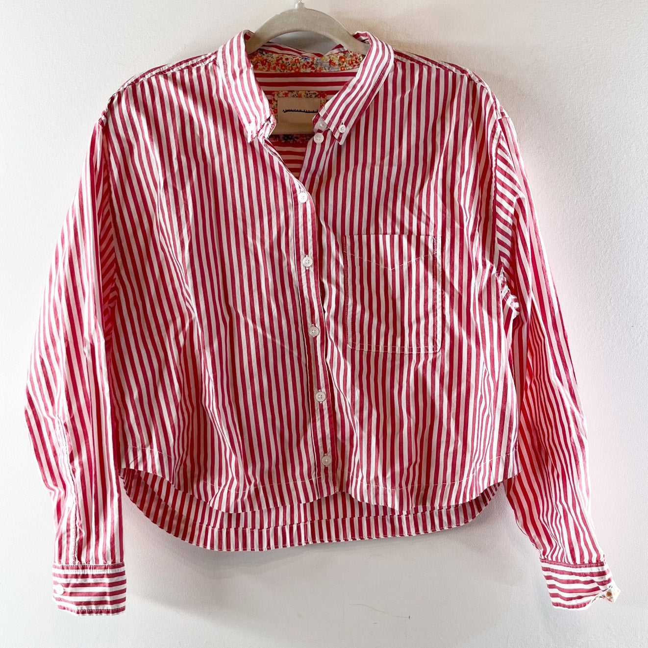 American Eagle Long Sleeve Cropped Button Up Cotton Poplin Top Red White Medium