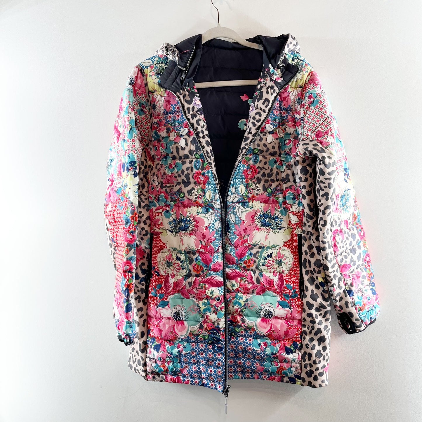 Johnny Was Lubello Reversible Full Zip Leopard Floral Puffer Jacket Black Large