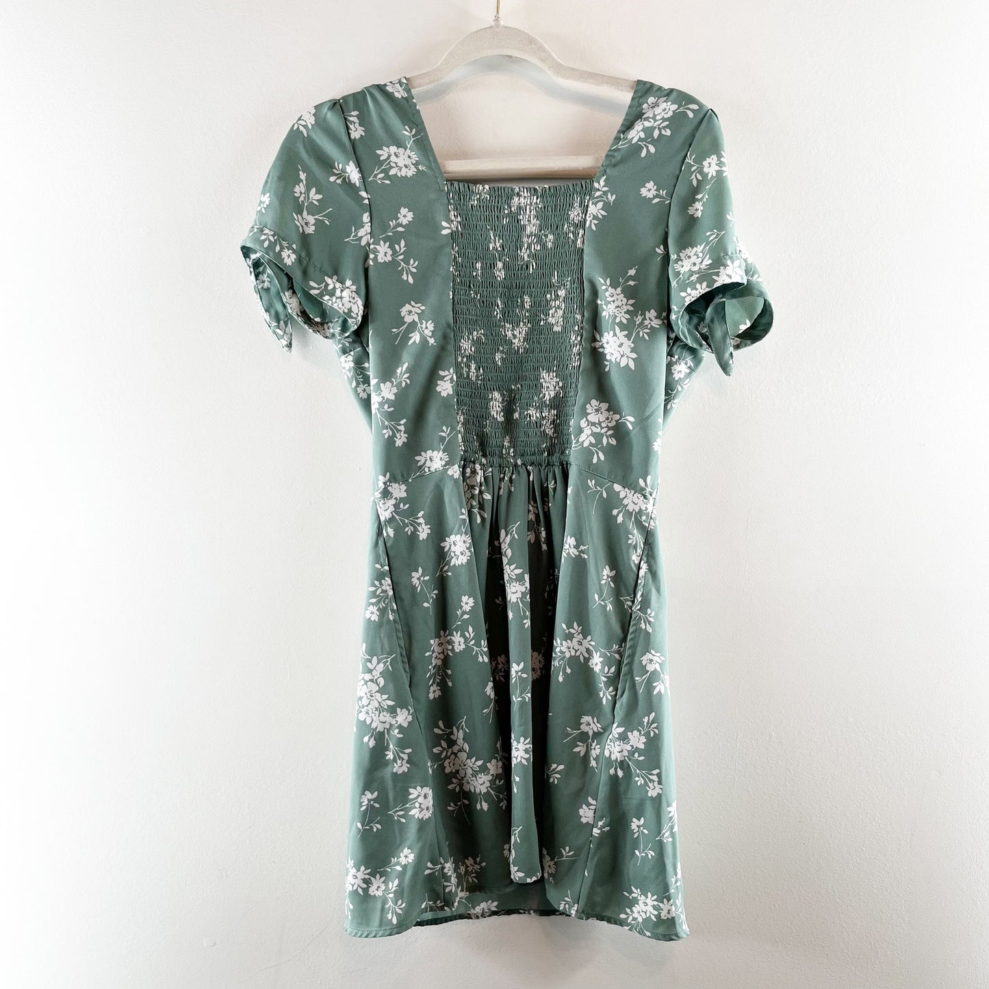 Abercrombie Short Sleeve V Neck Floral Mini Dress Green Medium