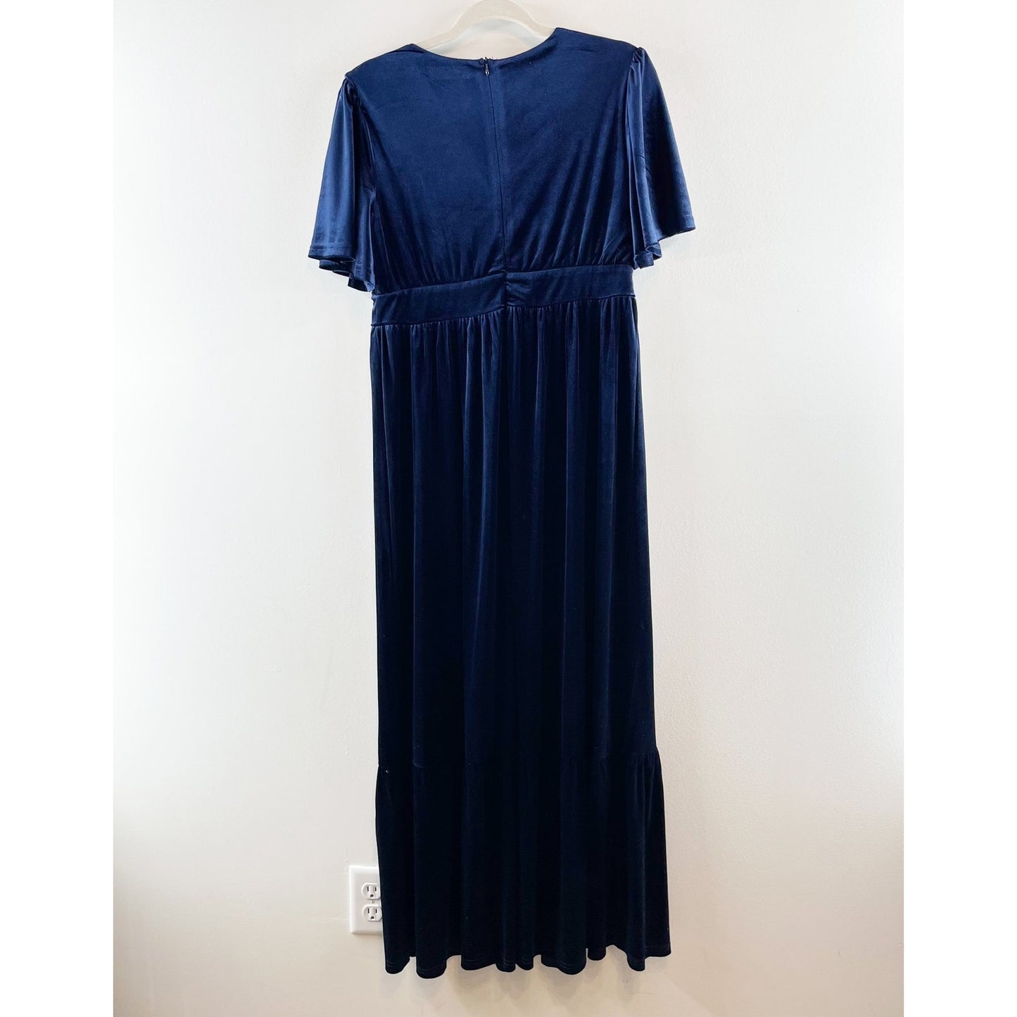 In Loom Velvet Flutter Sleeve V-Neck Tiered Ruffle Maxi Dress Midnight Blue M