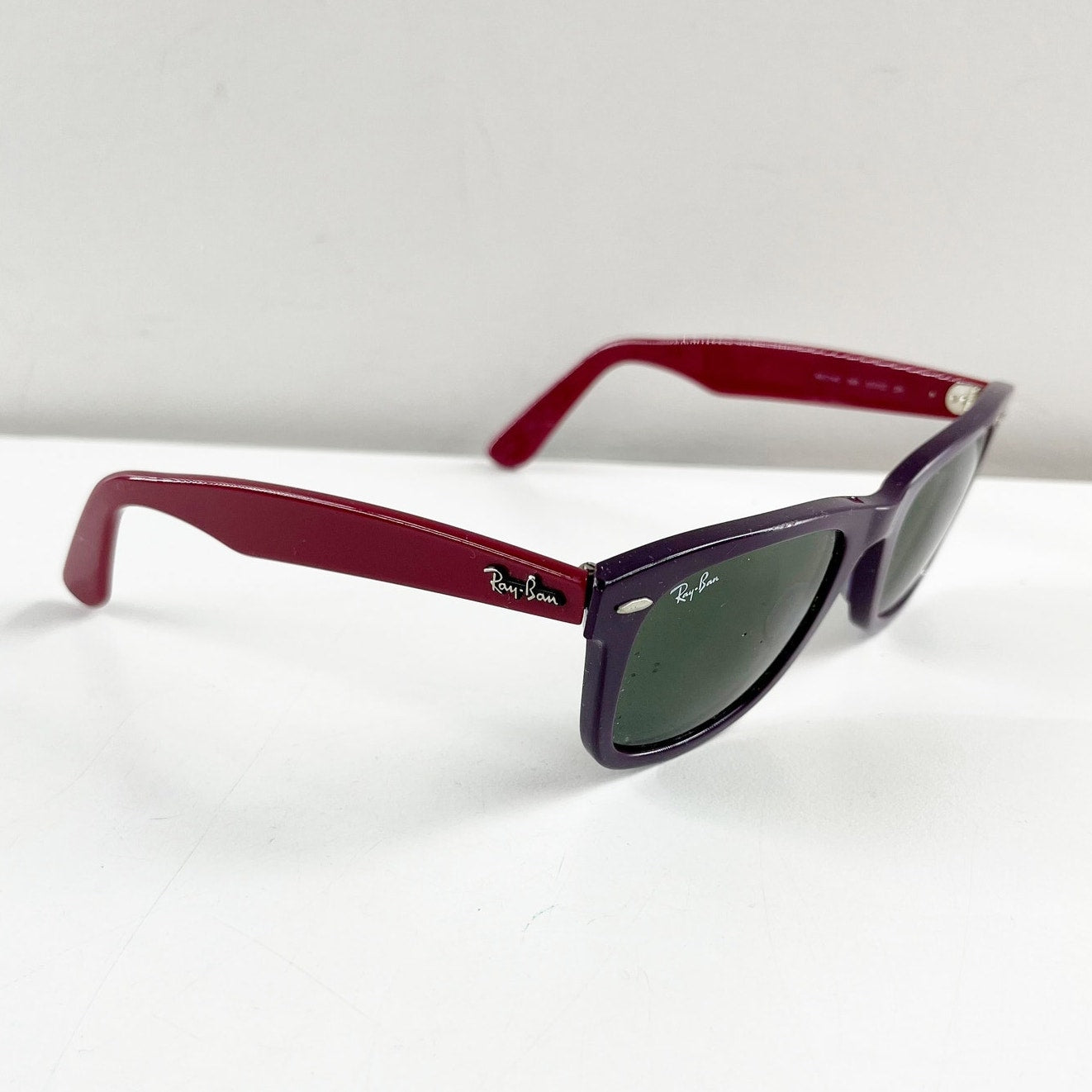 Ray-Ban Classic Wayfarer Sunglasses Purple Red