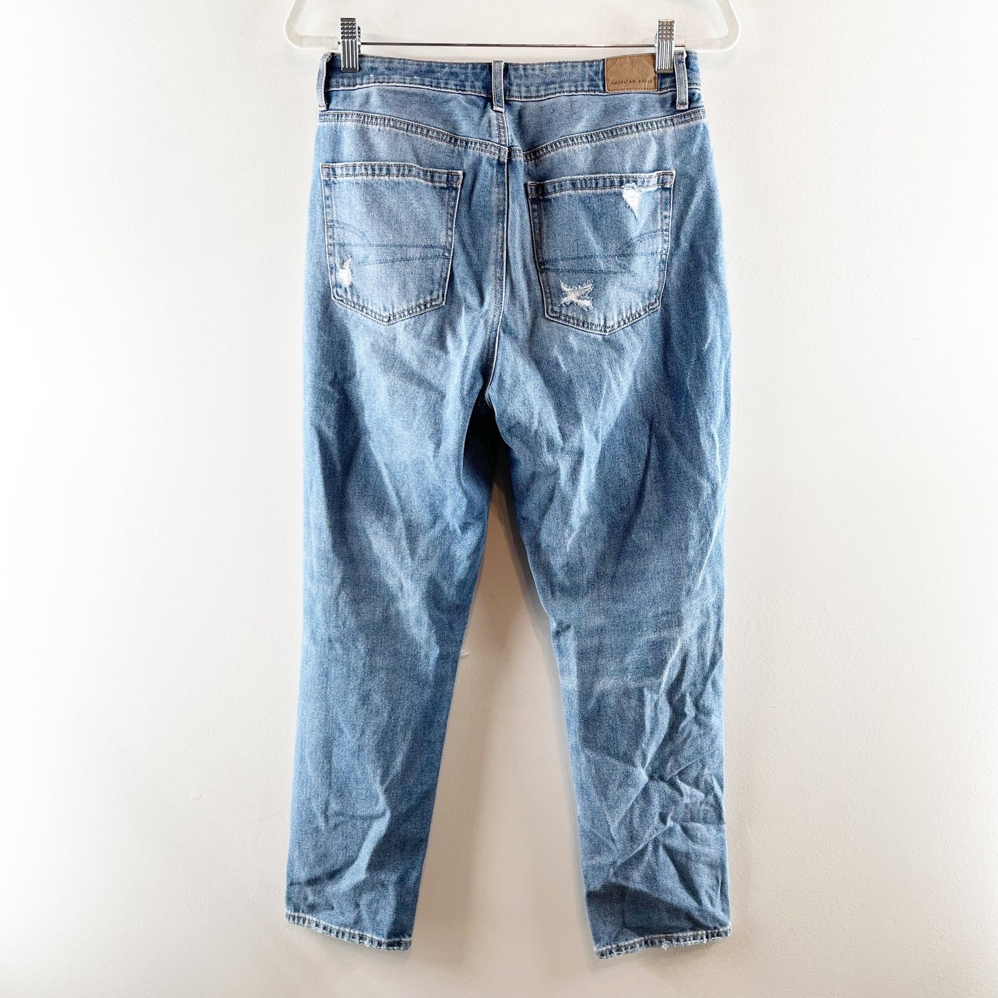 American Eagle High Rise Distressed Busted Knees Mom Jeans Blue 8