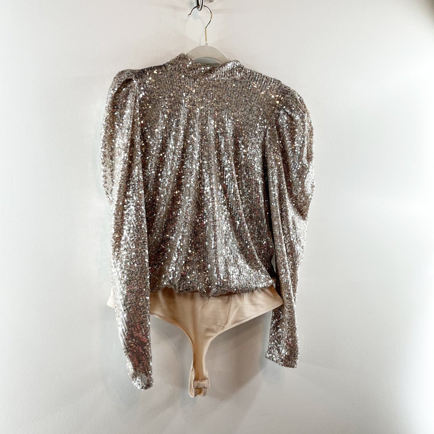 Rachel Zoe Puff Long Sleeve Sequin Open Back Thong Bodysuit Gold Large