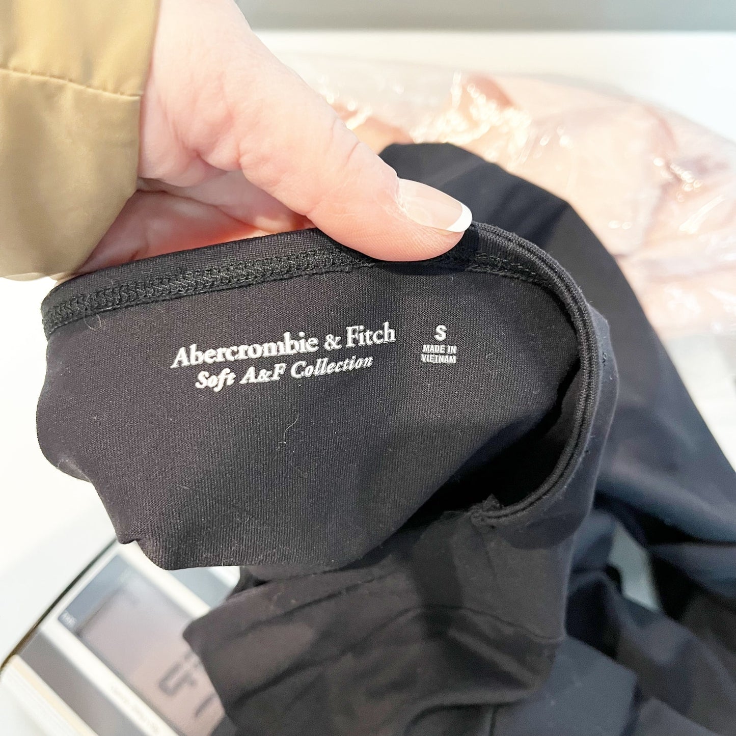 Abercrombie Soft AF Corset Square Neck Long Sleeve Bodysuit Black Small