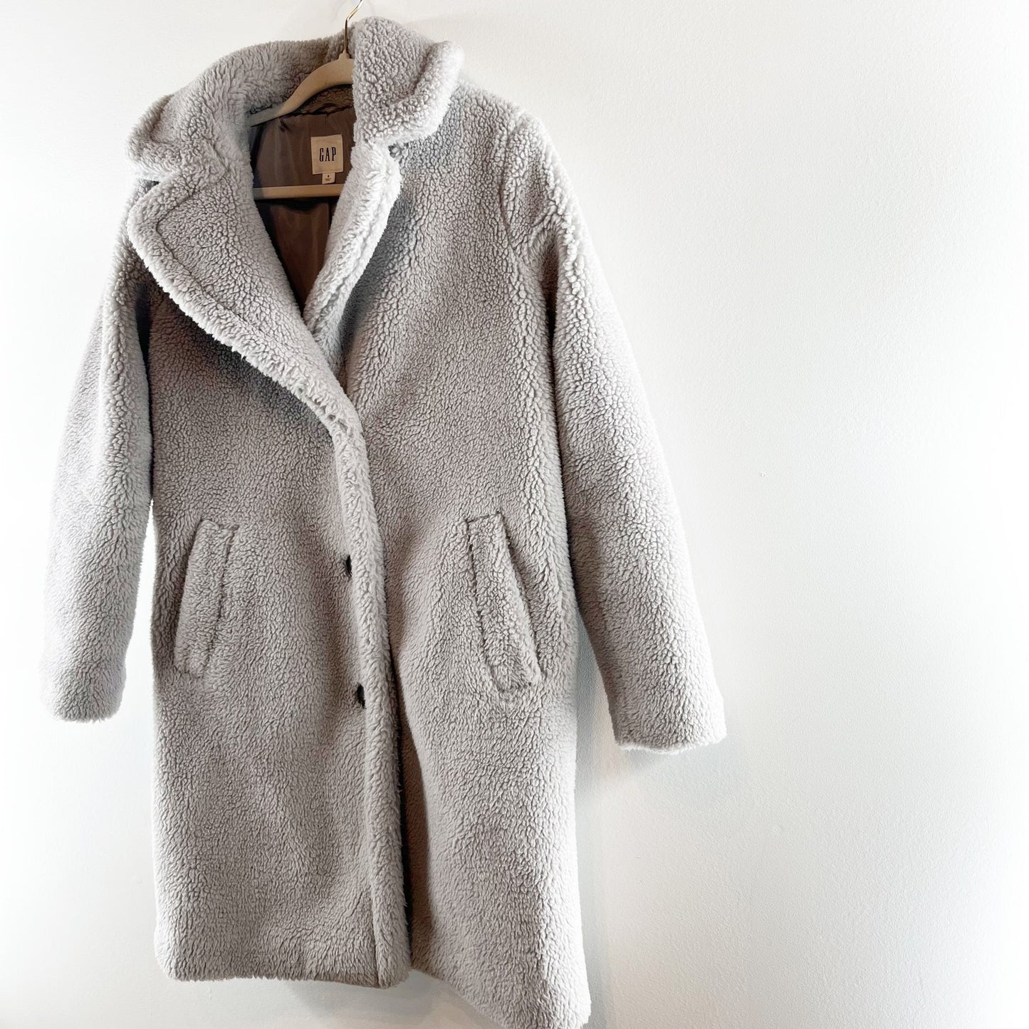 Gap Long Sleeve Notch Lapel Mid-Length Sherpa Teddy Overcoat Silver Grey Small