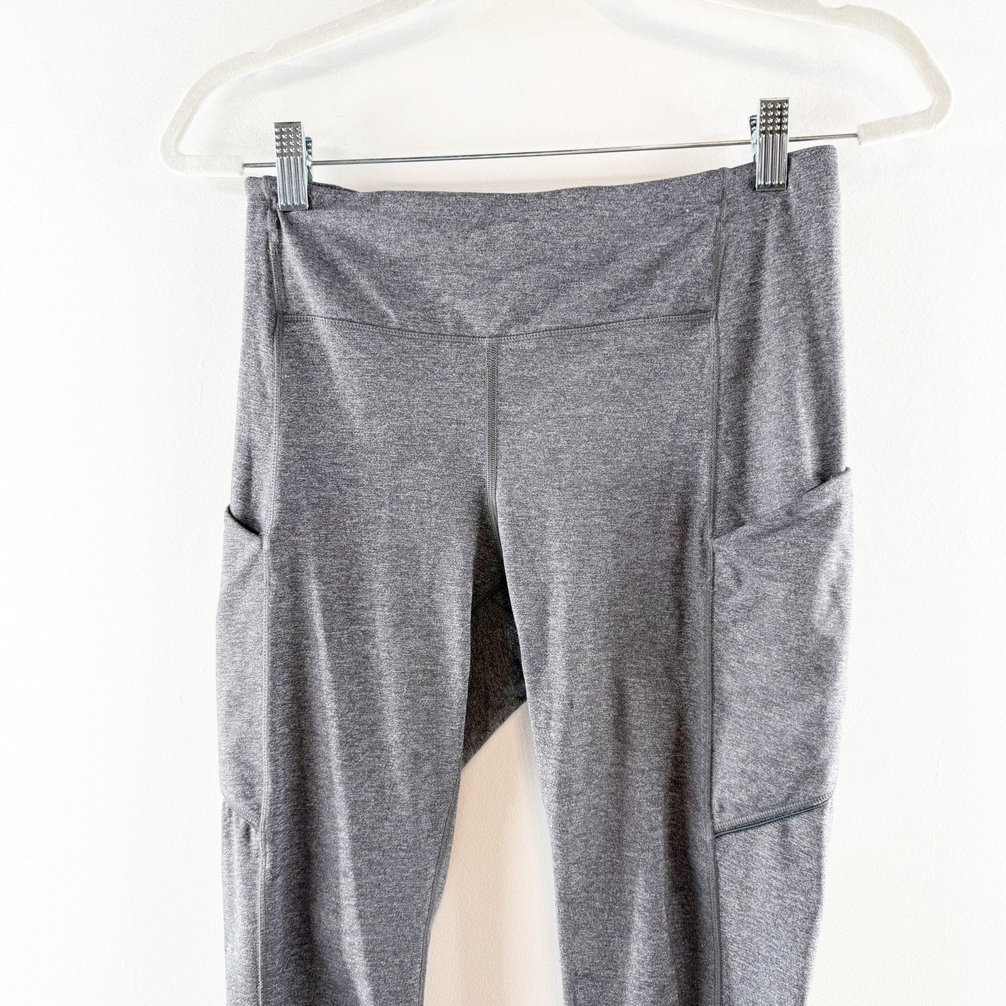 Lululemon Speed Up Crop Leggings 21" Heathered Black Gray 6