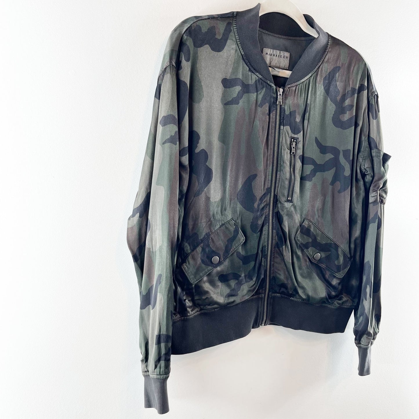 Marrakech by Anthropologie Satin Camo Print Full Zip Bomber Jacket Green Small