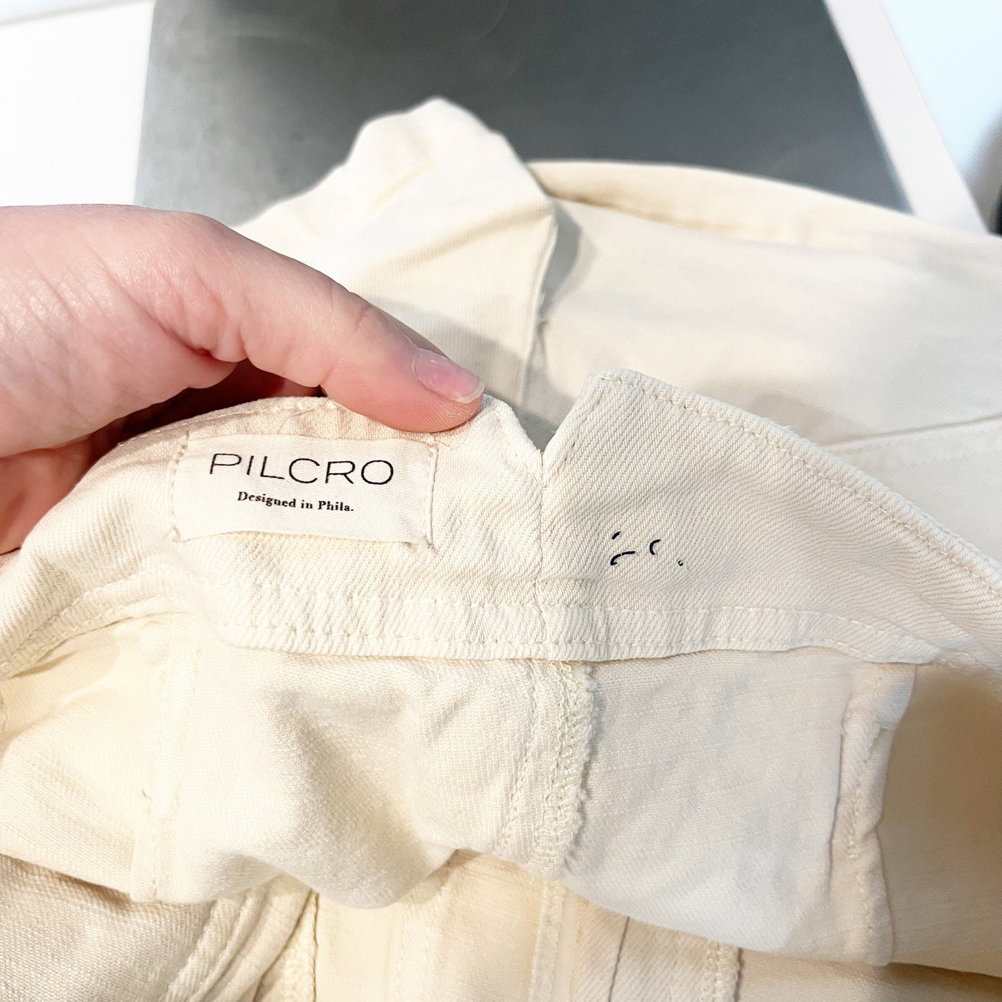 Pilcro by Anthropologie The Kit High-Rise Utility Shorts Cream 29