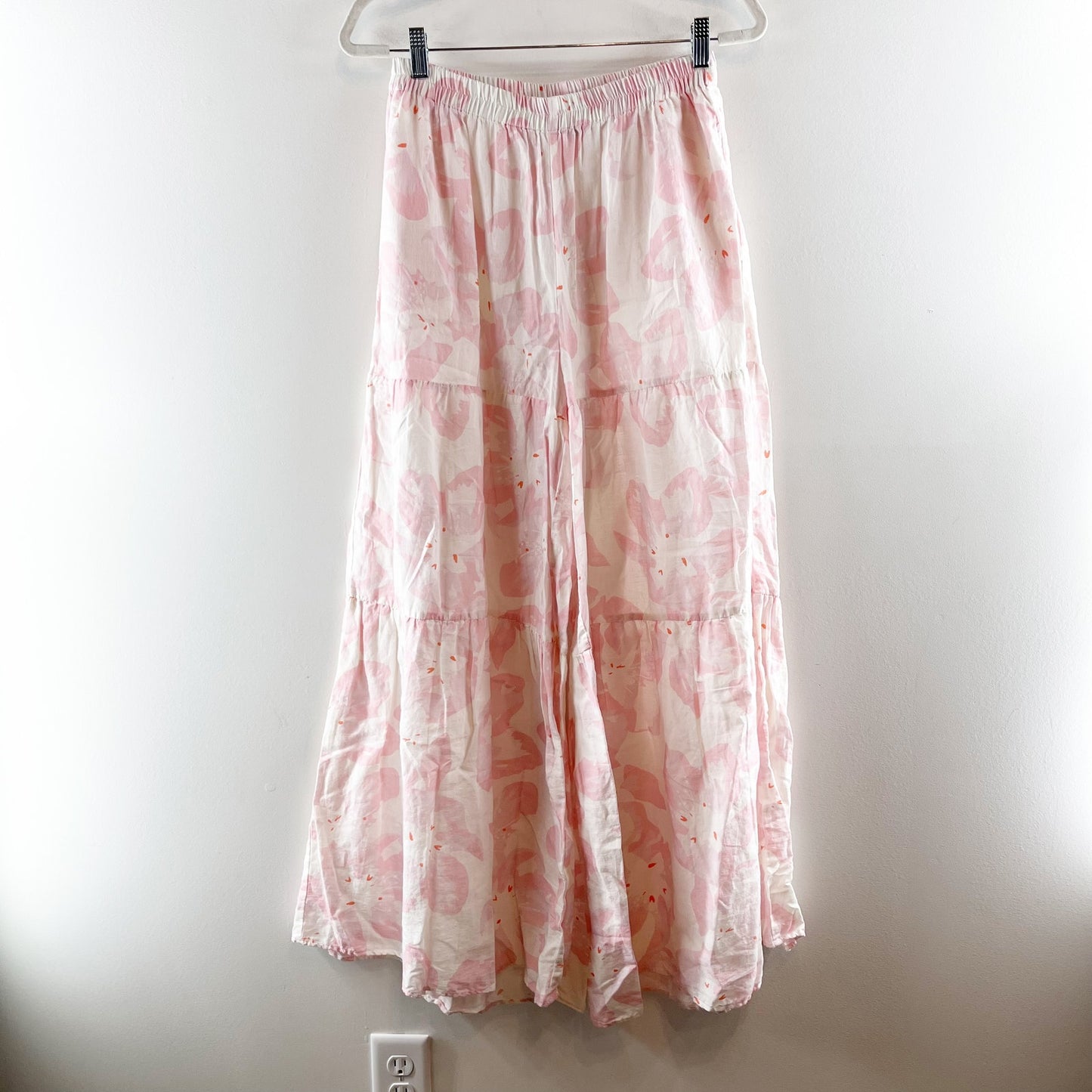 Something Navy Floral Tiered Wide Leg Flare Pants White Pink Medium