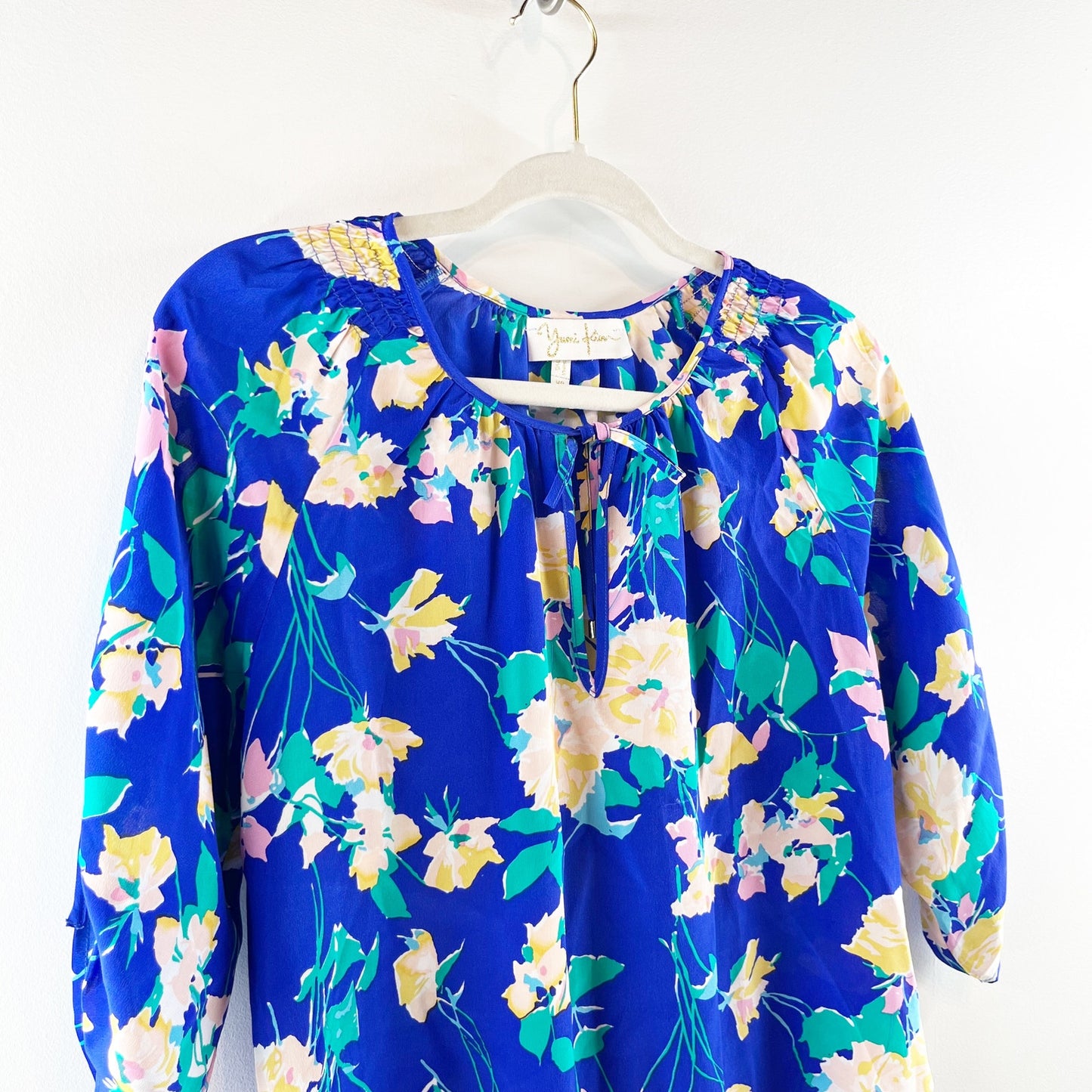 Yumi Kim Blue Floral 100% Silk 3/4 Sleeve Blouse Top Shirt Blue Yellow  XS