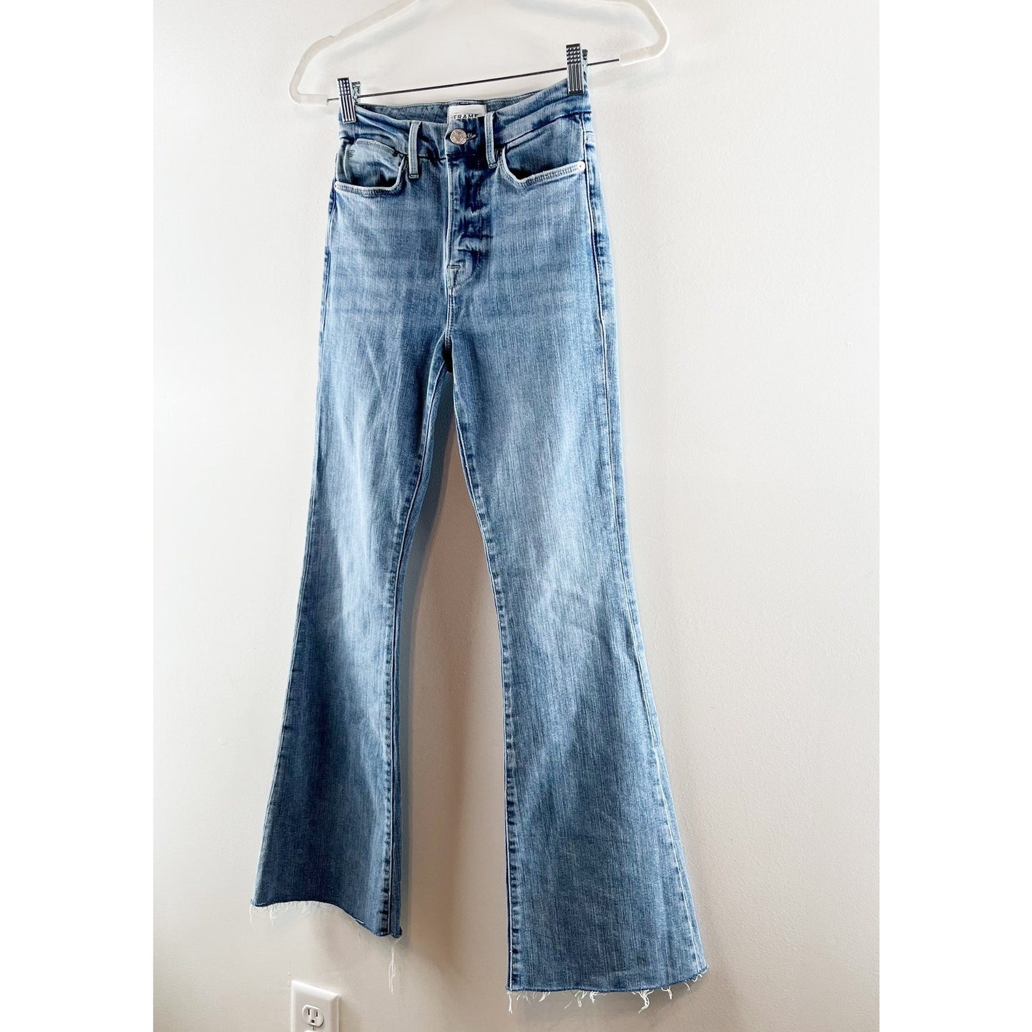 FRAME Le Super High Flare Raw Hem Frayed Jeans Blue 25 / 0