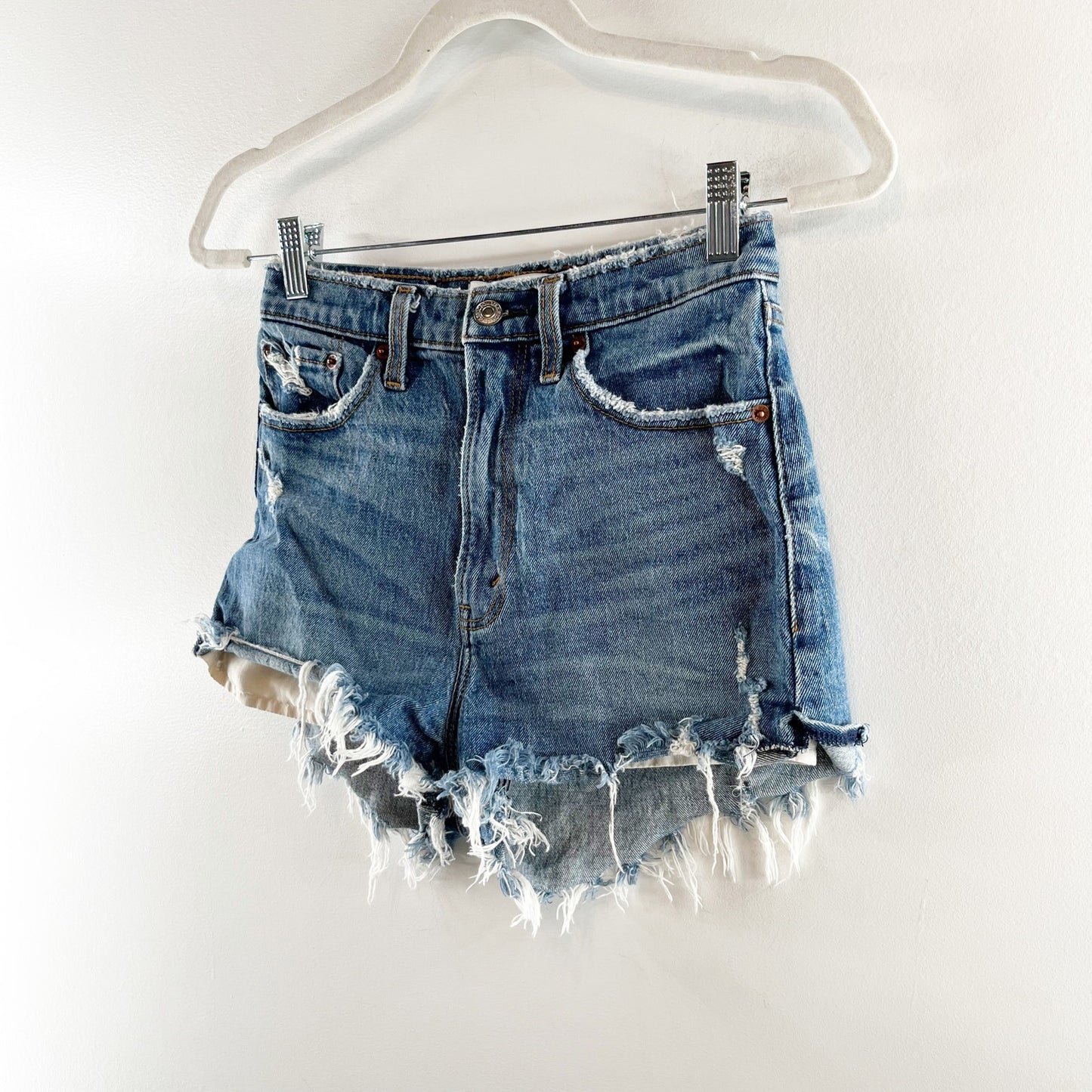 Abercrombie & Fitch High Rise Distressed Curve Love Mom Shorts Blue 25 / 0