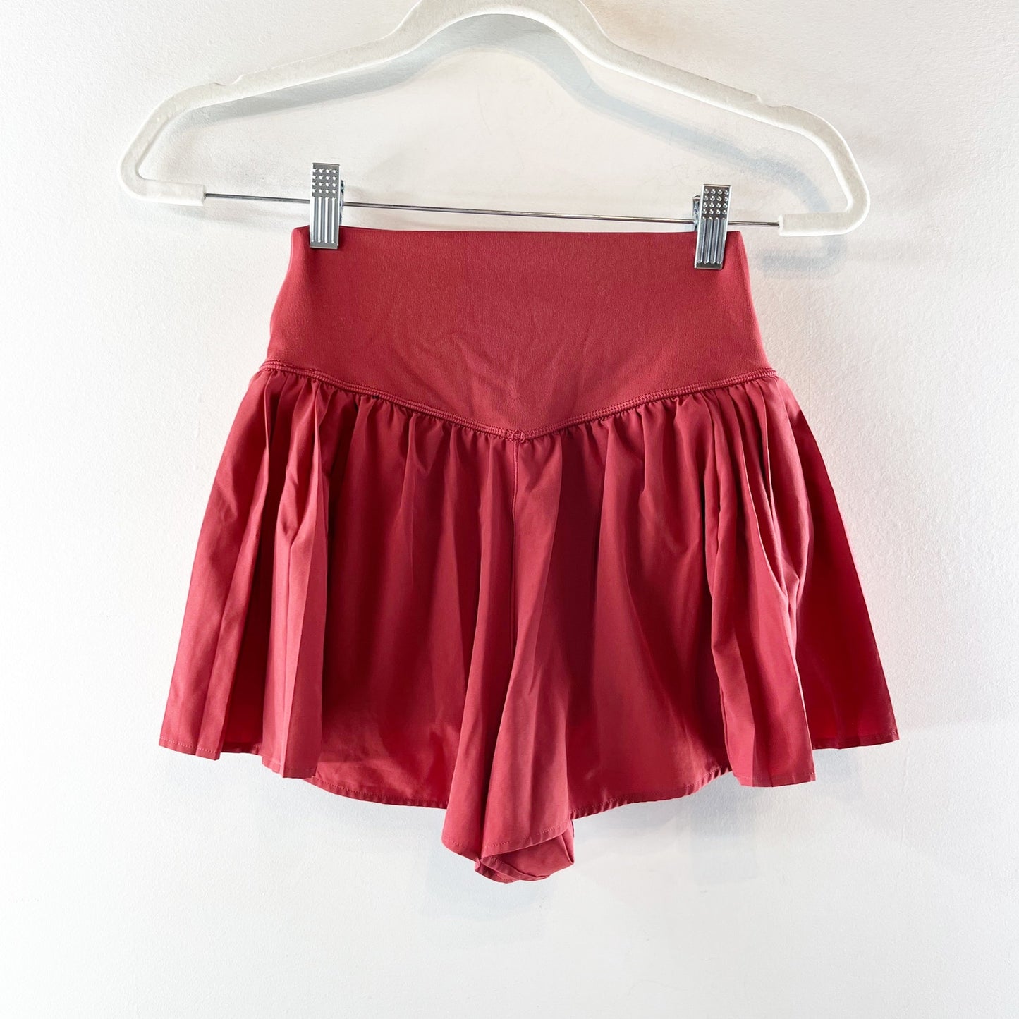 OFFLINE By Aerie Real Me High Waisted Pleated Flowy Short Summer Burgundy Small