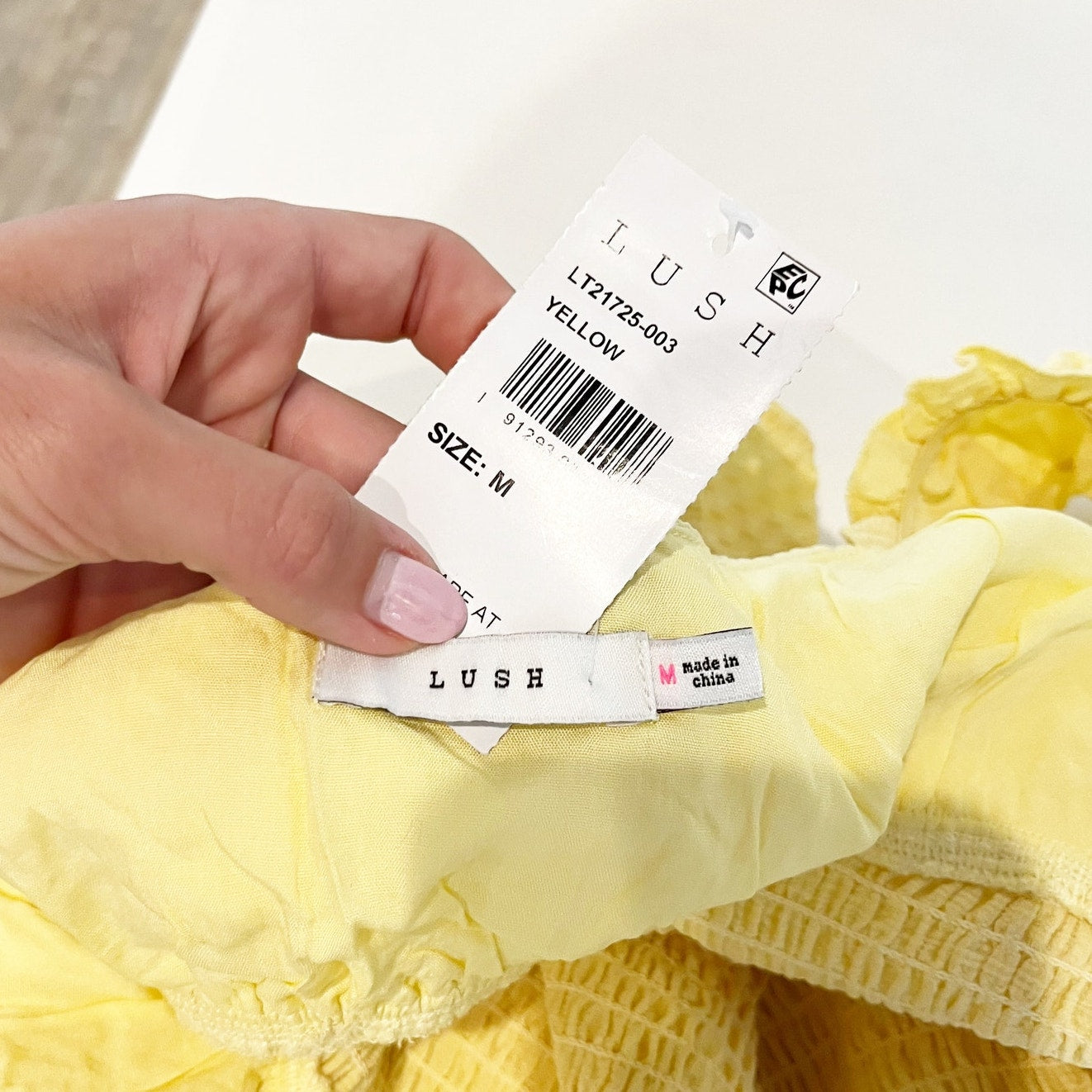 Lush Smocked Cap Sleeve Tie Front Top Blouse Butter Yellow Medium