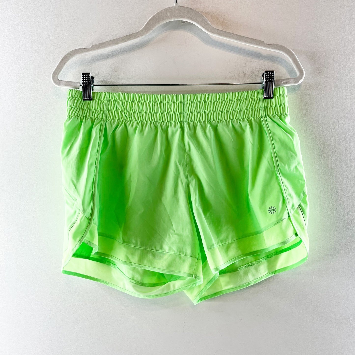 Athleta Mesh Pull On Elastic Waist Mid-Rise Racer Run Short 4" Green Medium