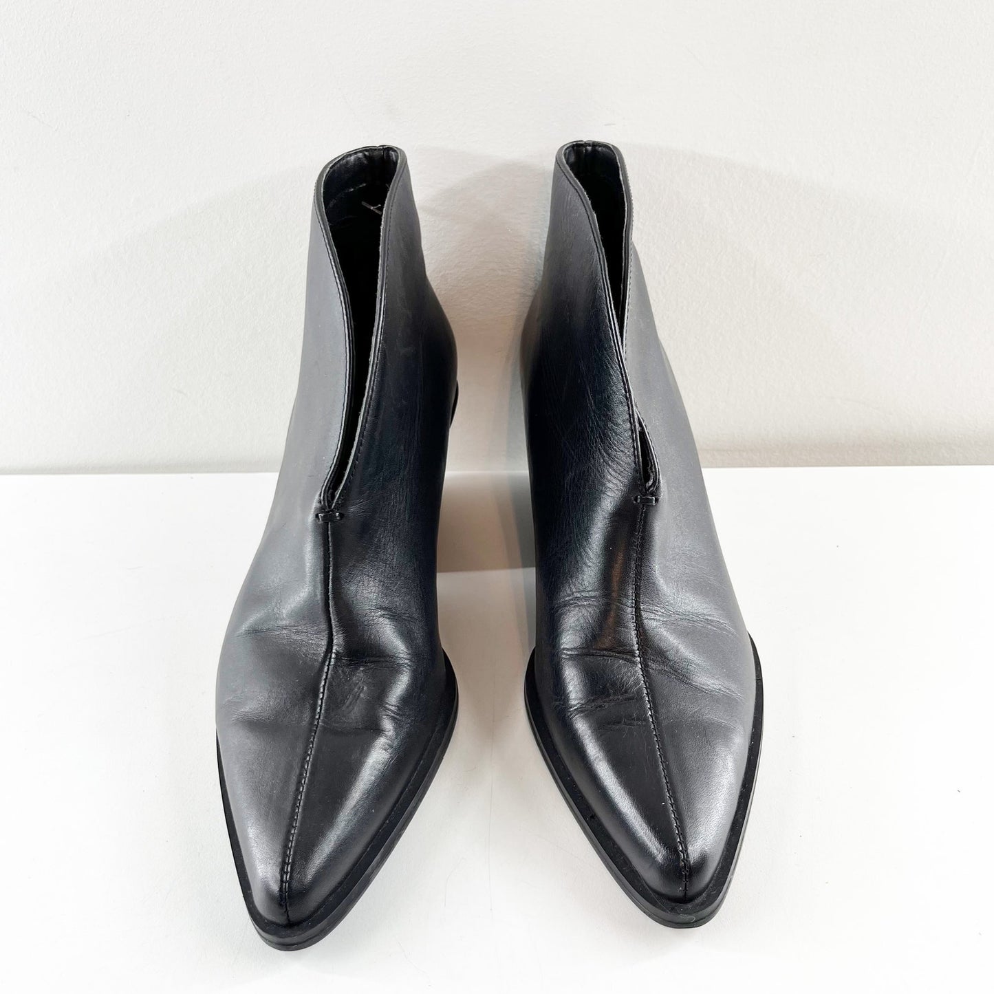 Zara V-Vamp Leather Pointed Toe Block Heel Ankle Booties Black 39 / 9