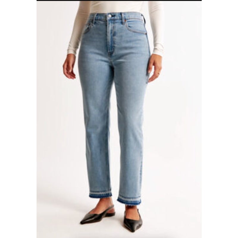 Abercrombie & Fitch Frayed Ankle Straight Ultra High Rise Jeans Blue 31 / 12 P