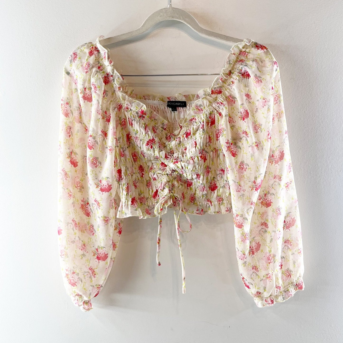 Cotton Candy LA Long Balloon Sleeve Cropped Ruched Smocked Floral Blouse Cream S