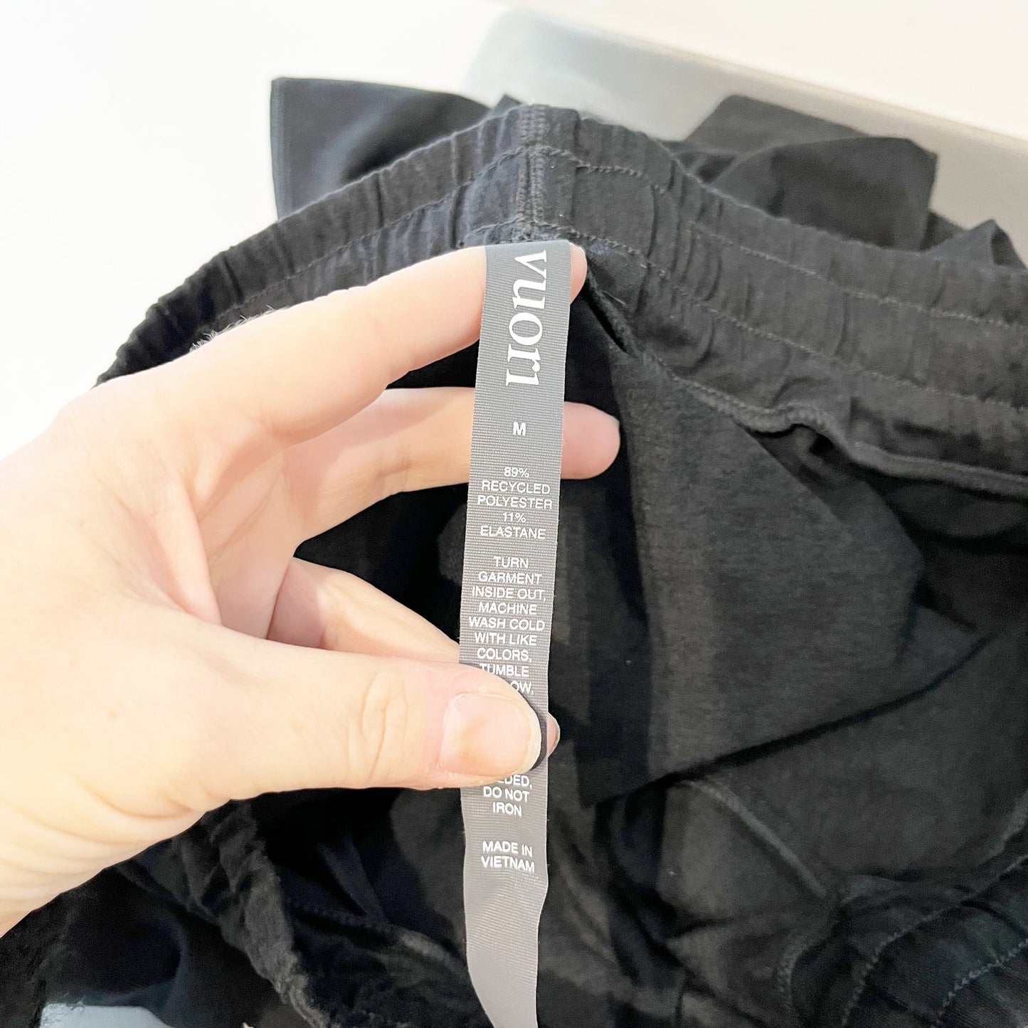 Vuori Performance Drawstring Jogger Pants Black Heather Medium