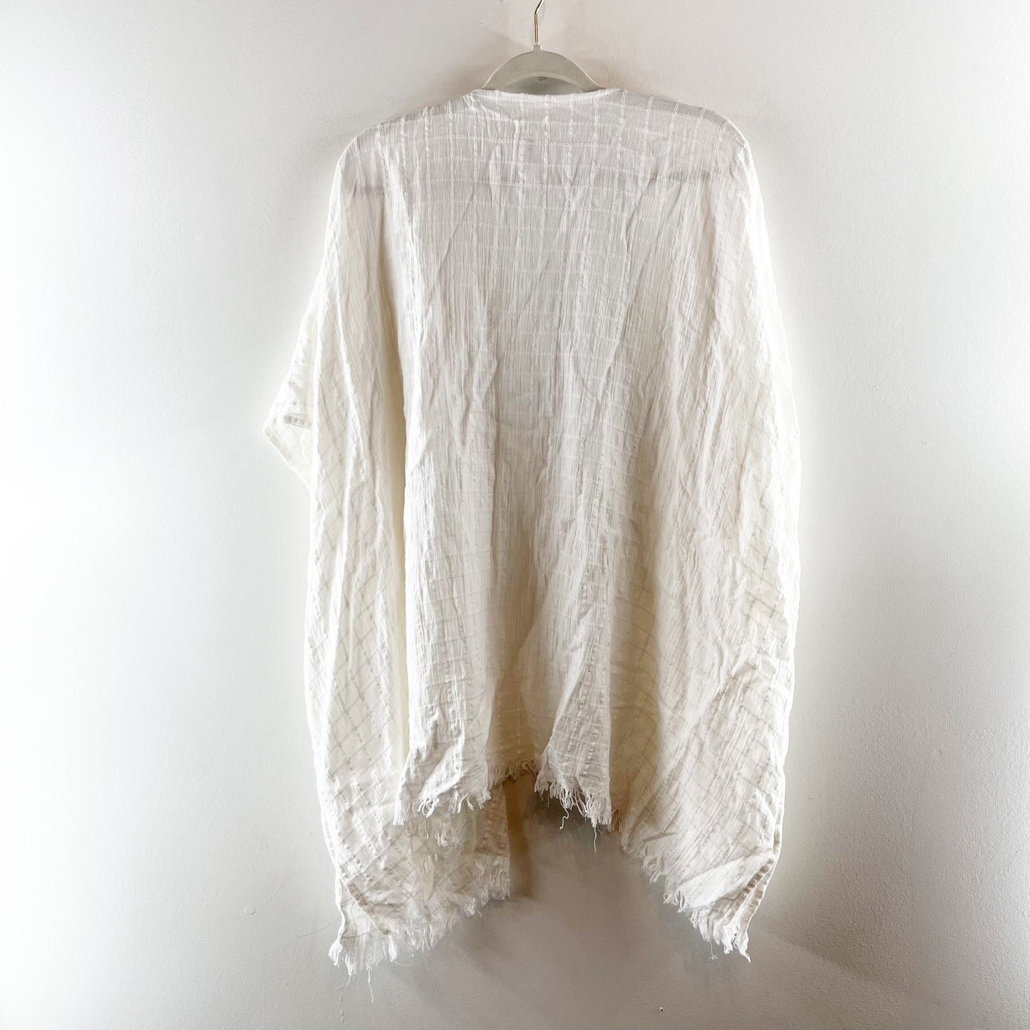 Aerie Short Sleeve Open Cover Up Kimono Fringe Trim Hem White One Size