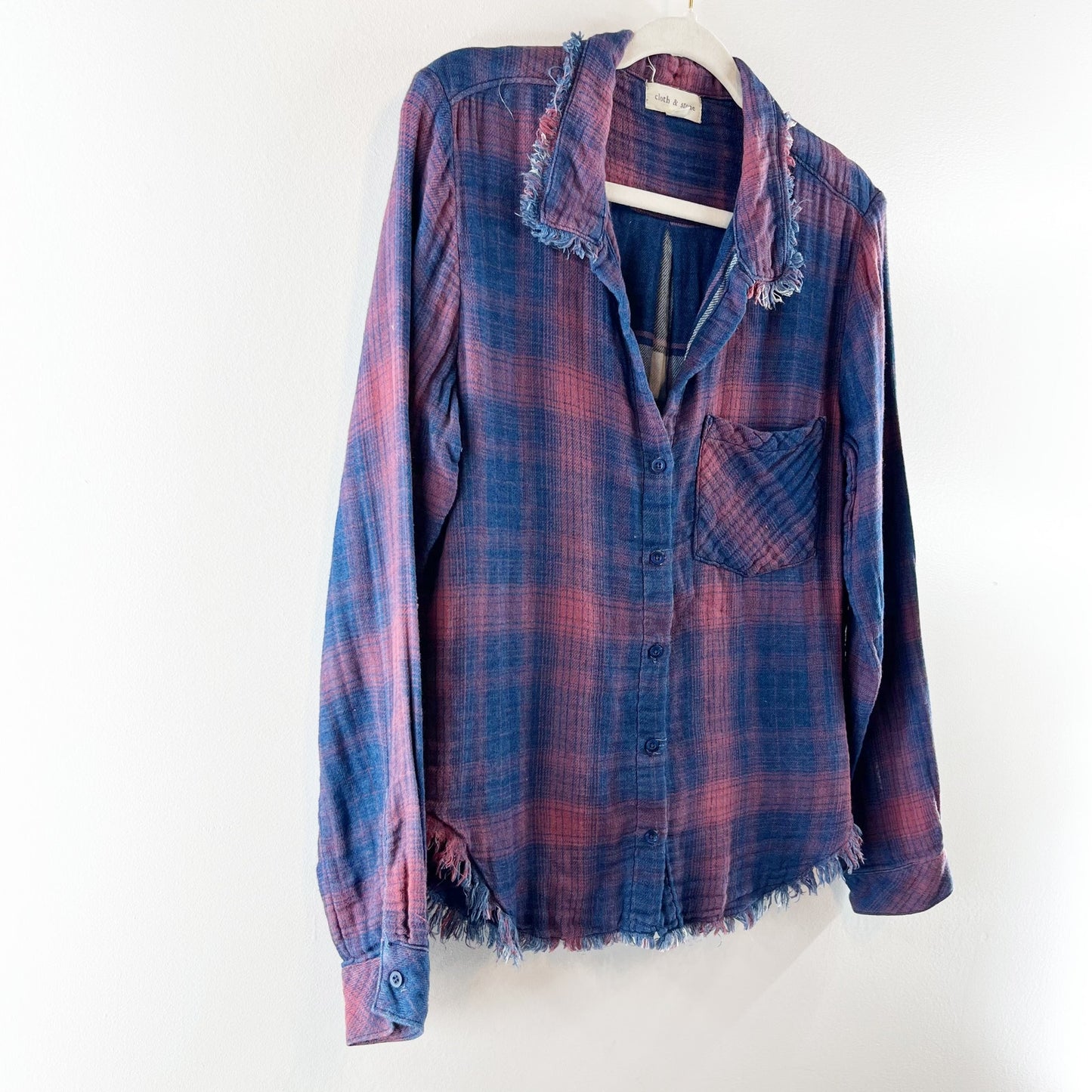 Cloth & Stone Plaid Long Sleeve Frayed Raw Hem Flannel Shirt Blue Red Small