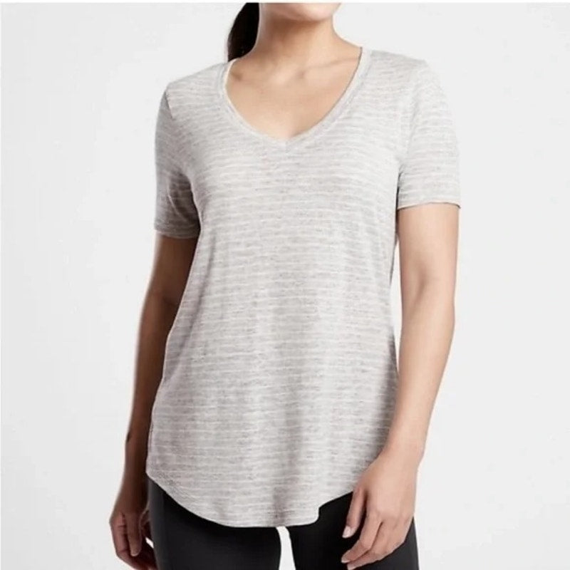 Athleta Breezy Scoop V Neck Short Sleeve Tee Shirt Gray White Stripe Medium