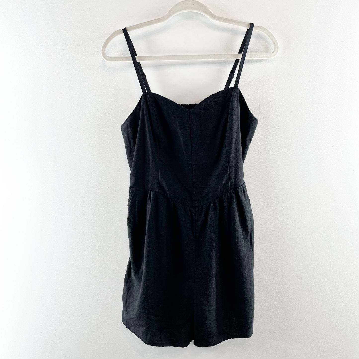 Old Navy Cami Linen Blend Shorts Romper Black Medium