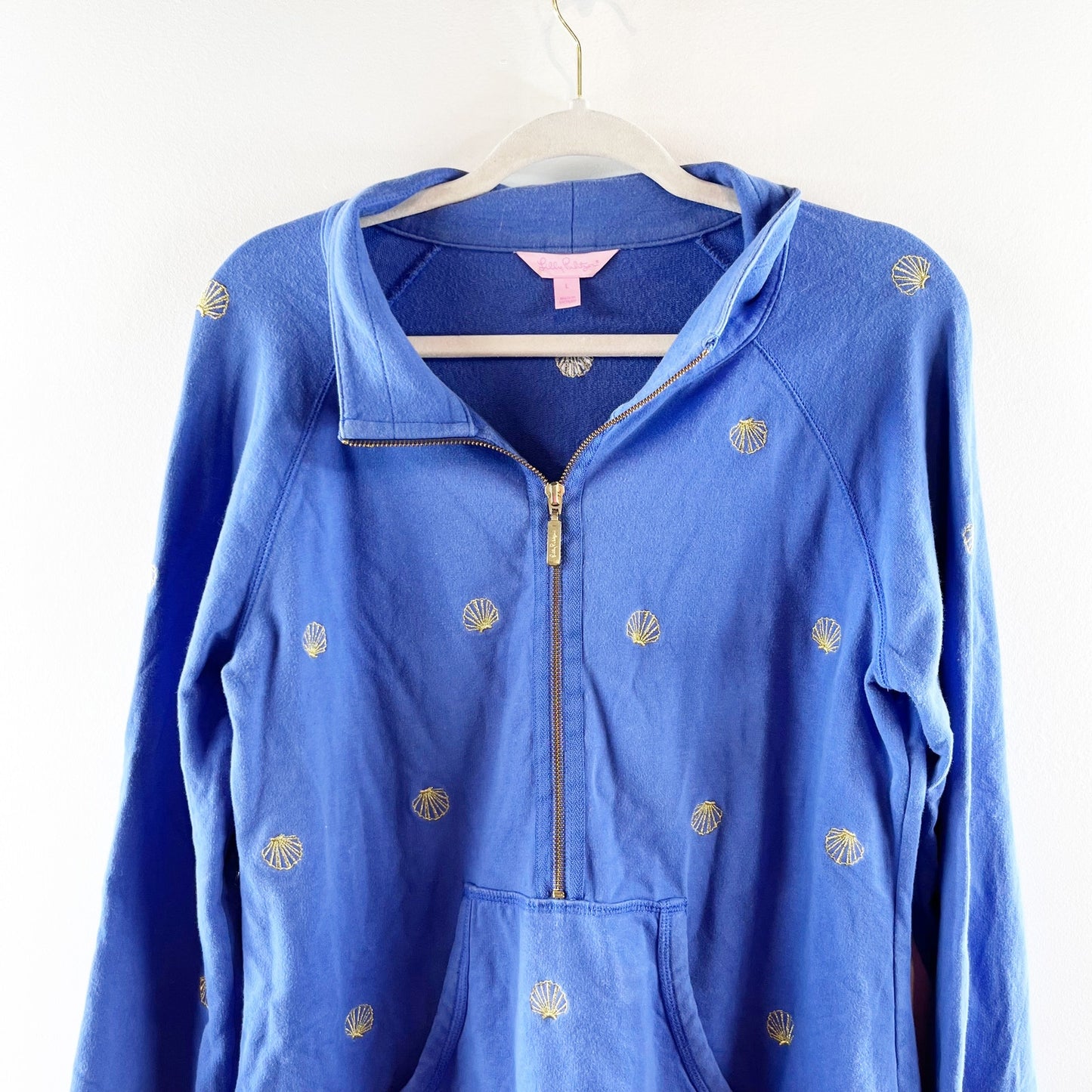 Lilly Pulitzer Skipper 1/2 Zip Seashell Embroidered Popover Sweatshirt Blue L