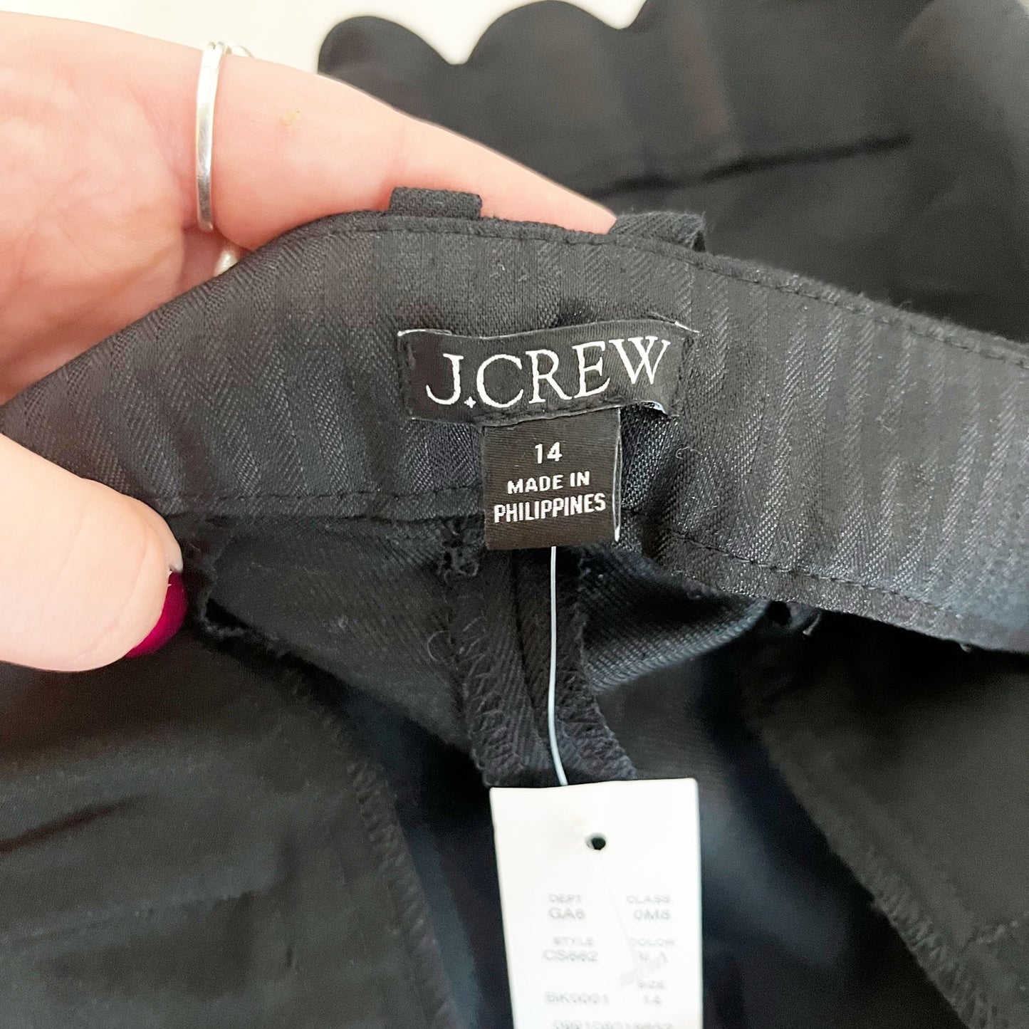 J. Crew 4" High Rise Scalloped Chino Shorts in Gramercy Linen Blend Black 14