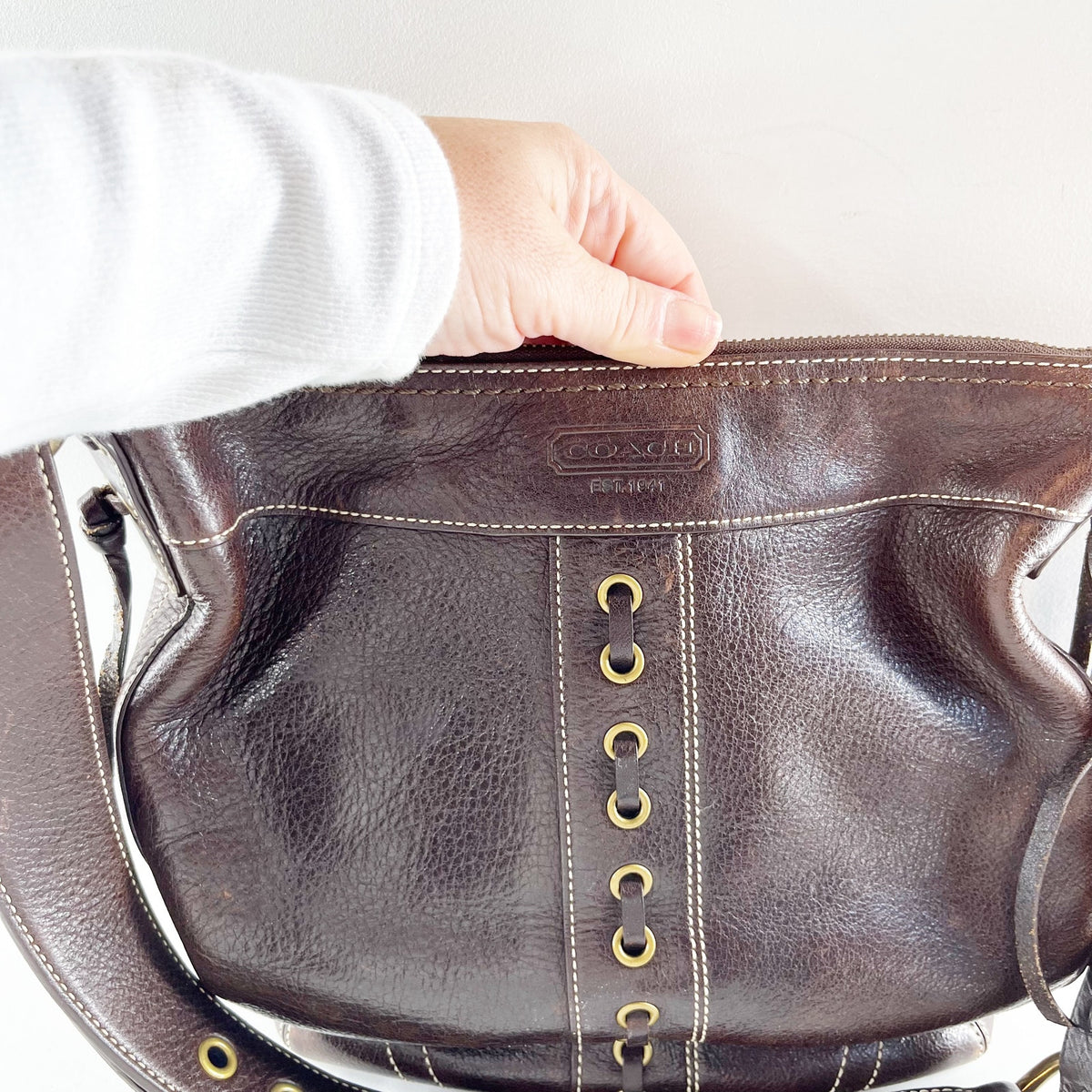 Coach Chelsea Leather Laced Crossbody Shoulder Purse Bag Brown