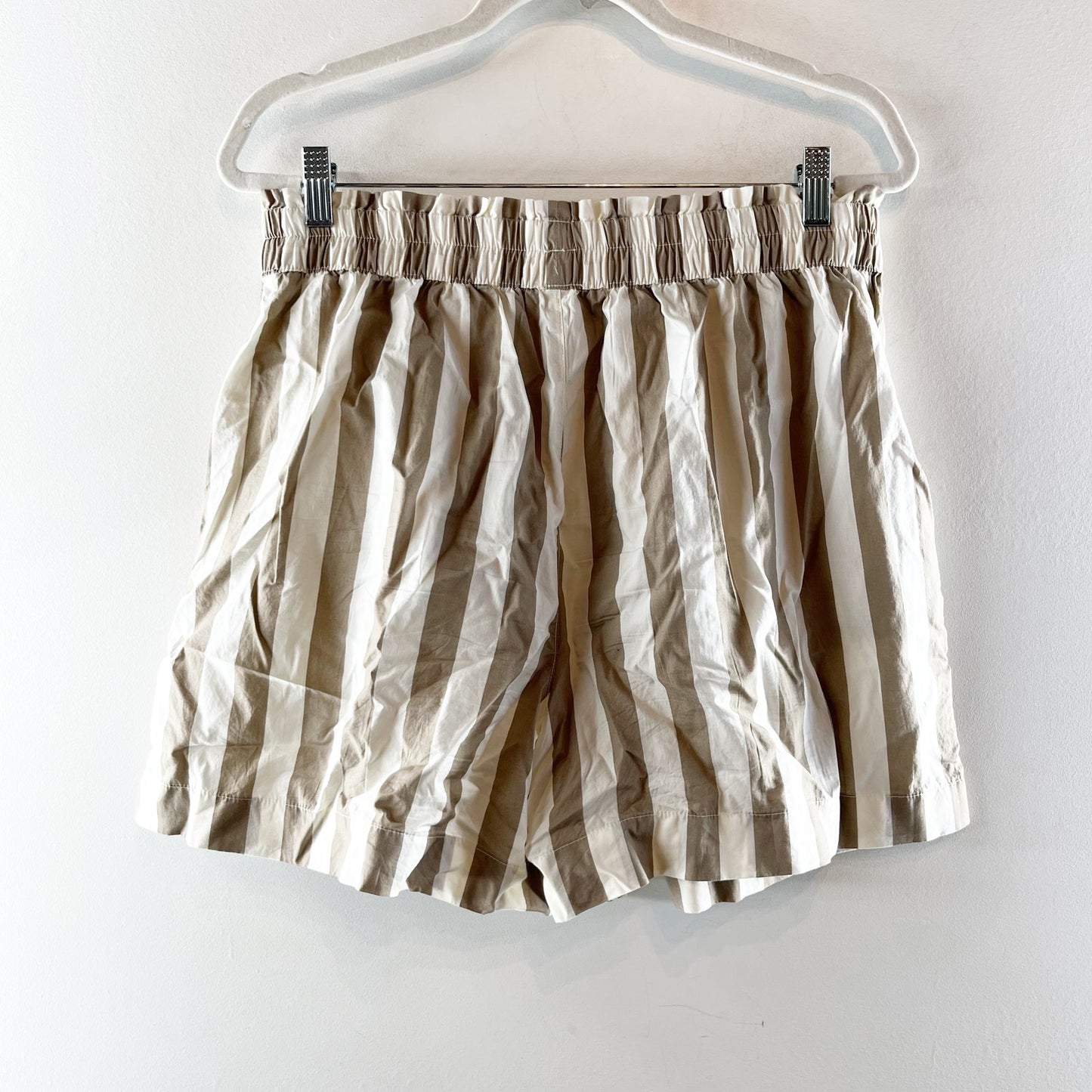 Aerie Cotton Striped Pull On Smocked High Waisted Shorts Beige White Large