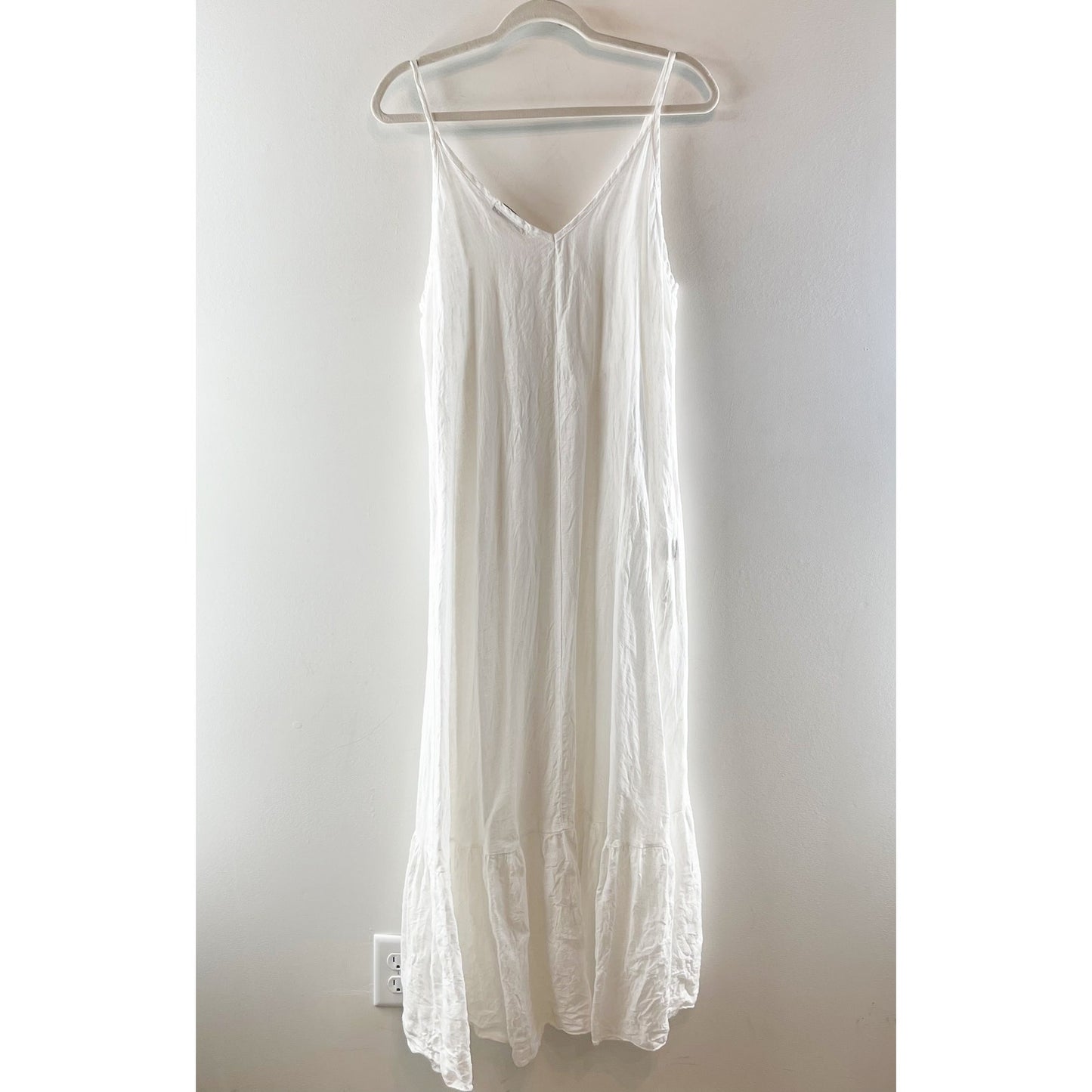 Terzo Millennio 100% Linen Sleeveless V-Neck Tiered Maxi Dress White Large