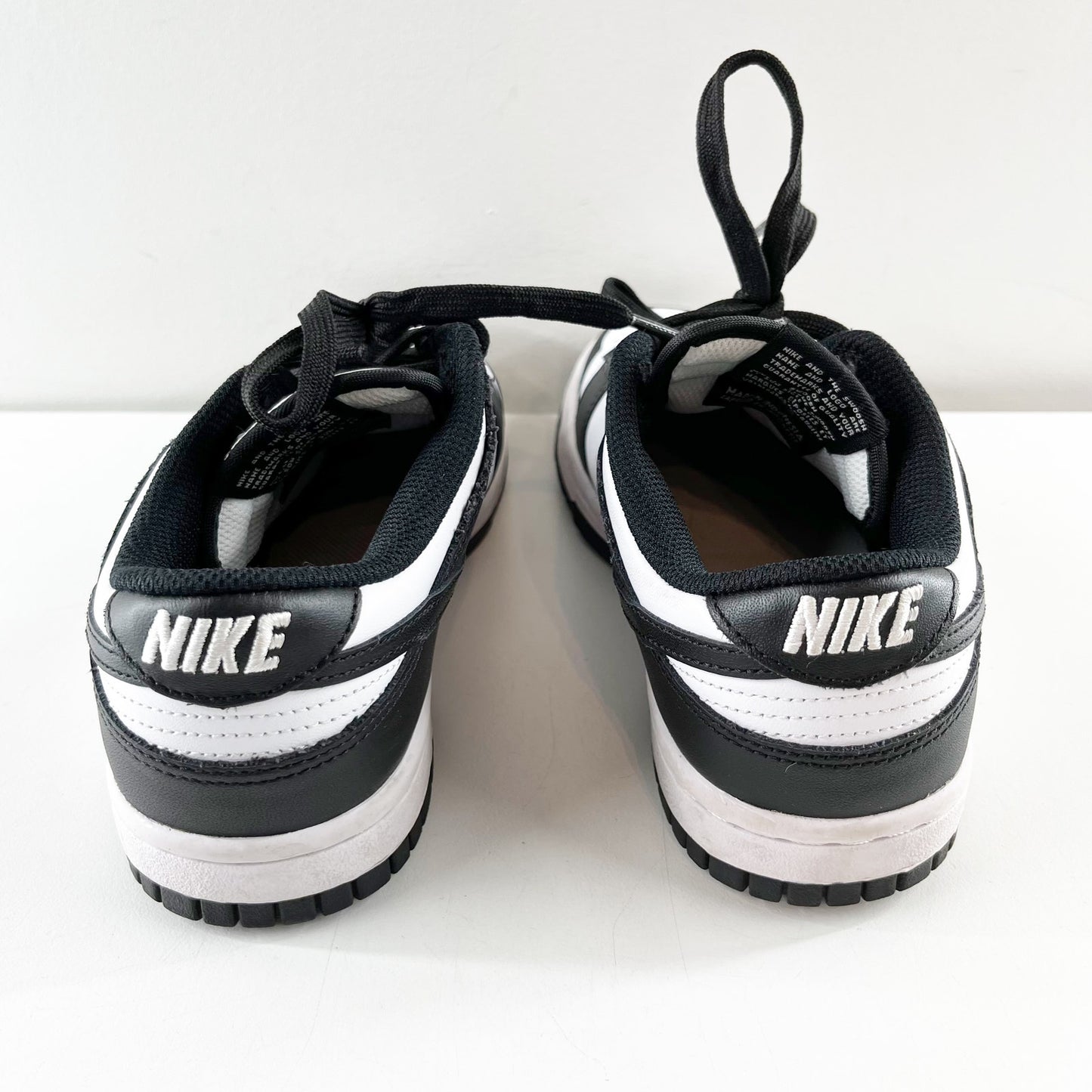 Nike Dunk Low Top Lace Up Shoes Sneakers Panda Black White 6